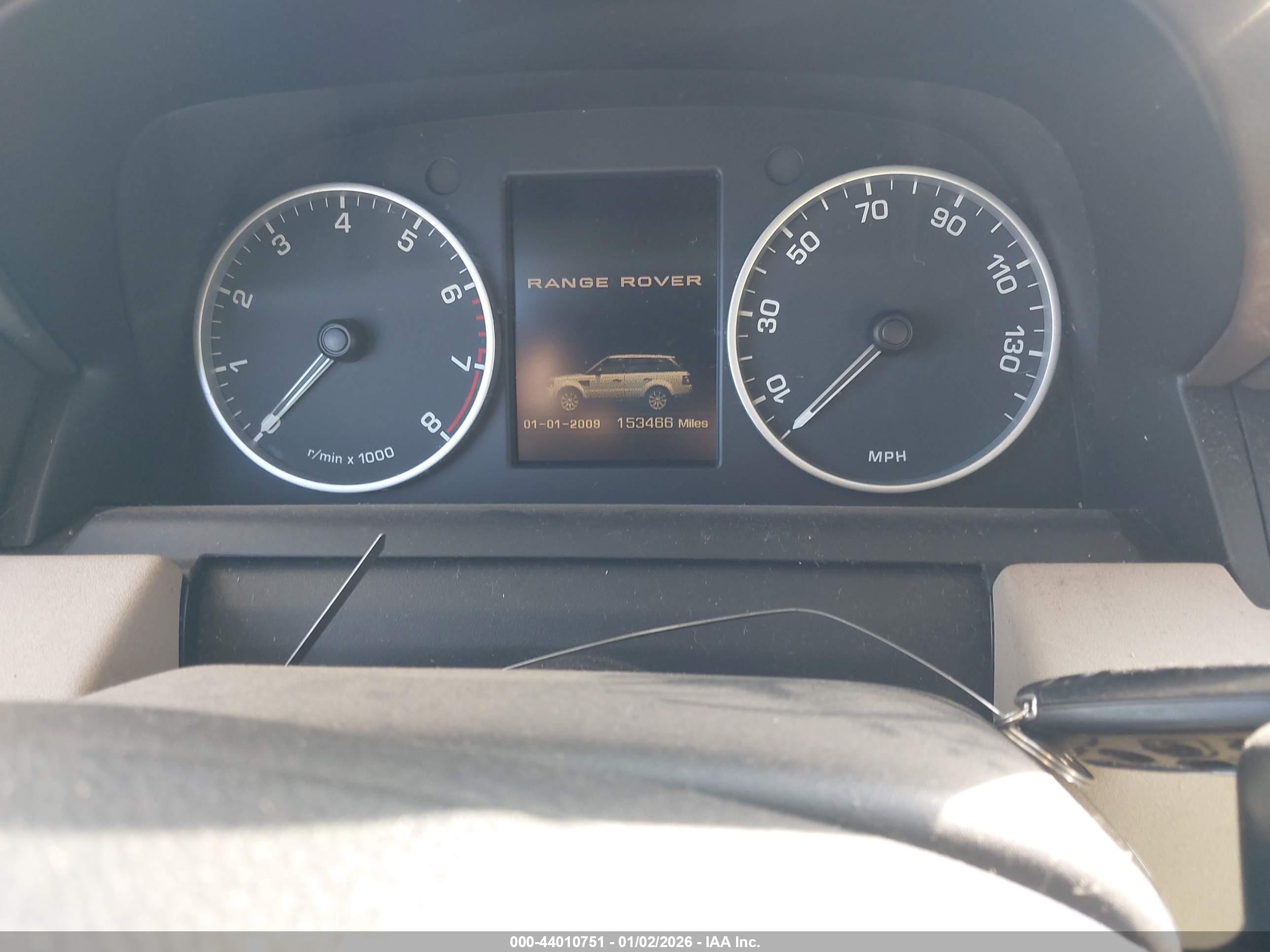 LAND ROVER image 7