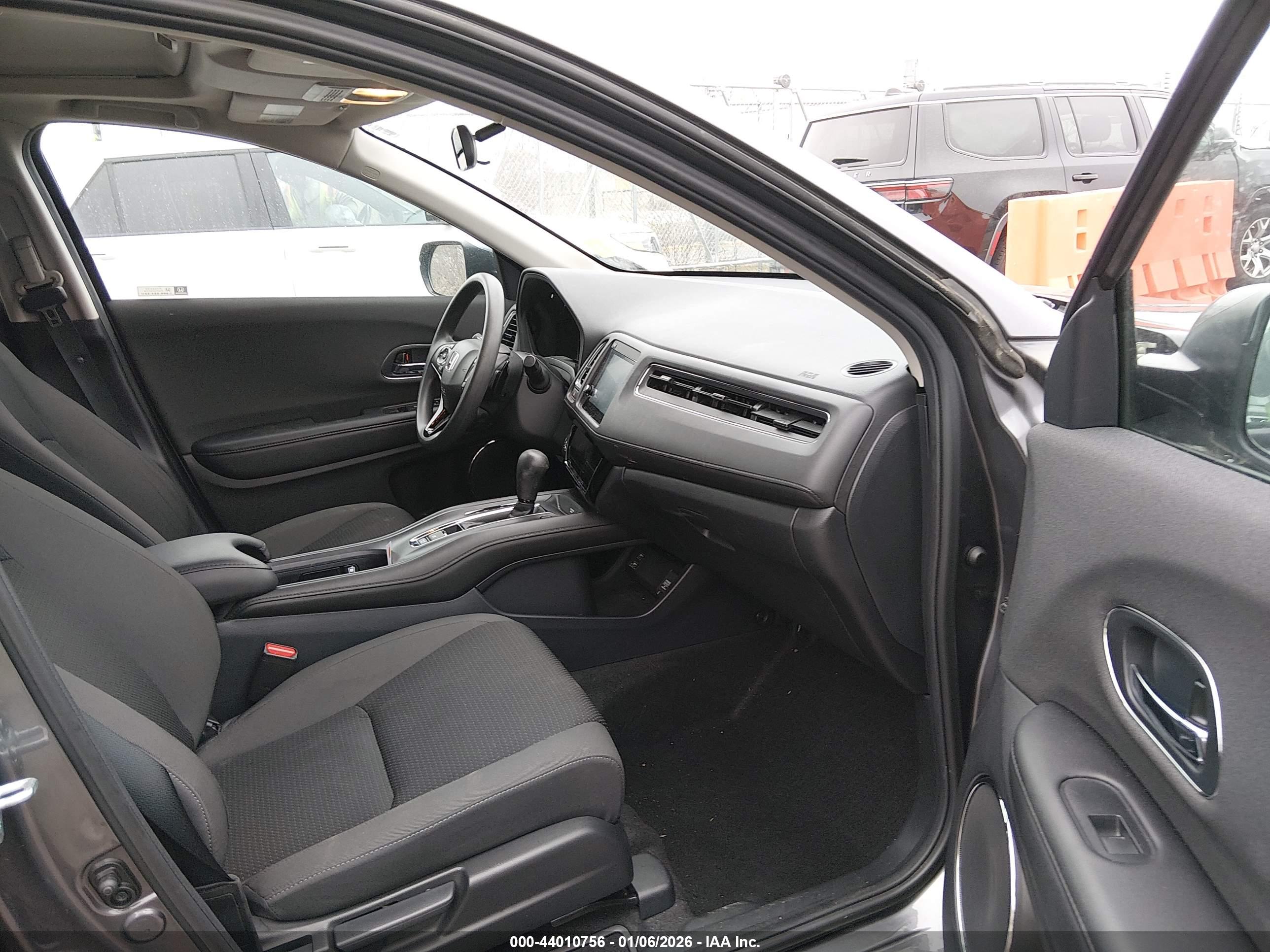 HONDA HR-V image 5