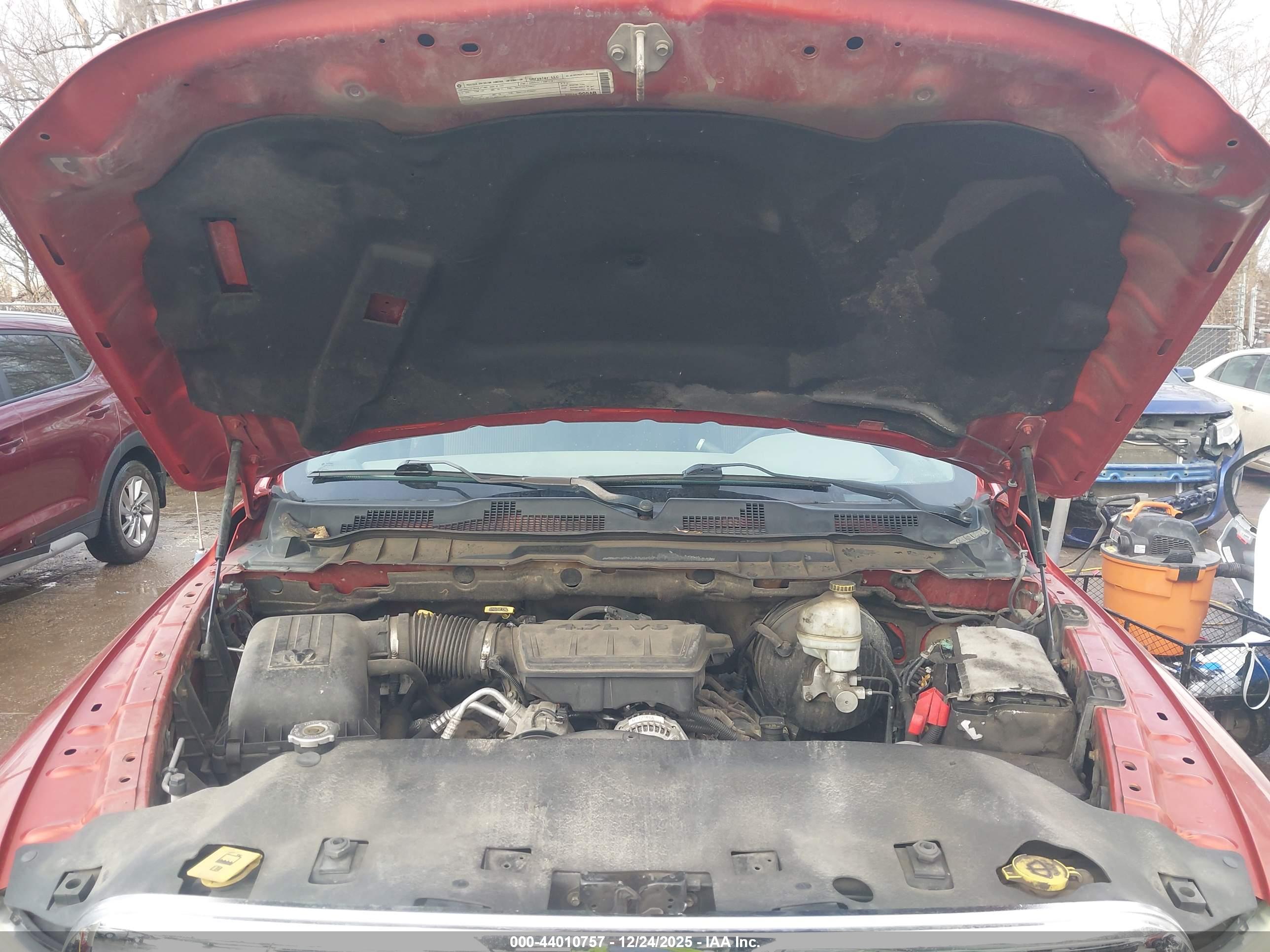 DODGE RAM image 10