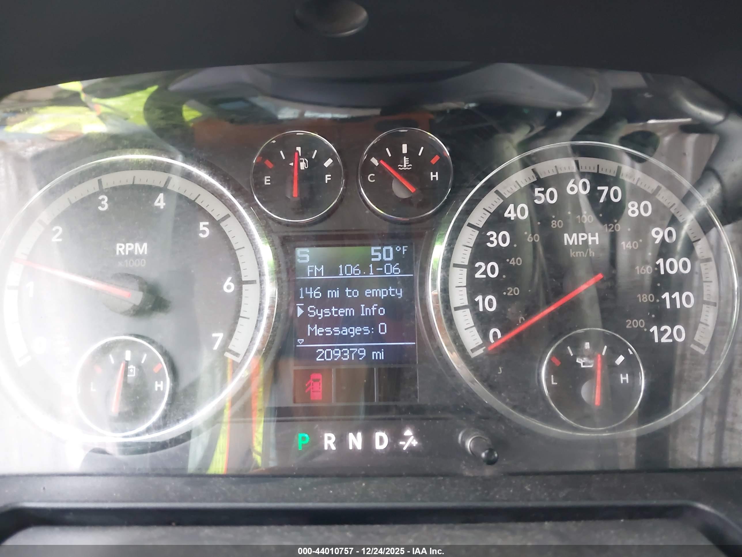 DODGE RAM image 7