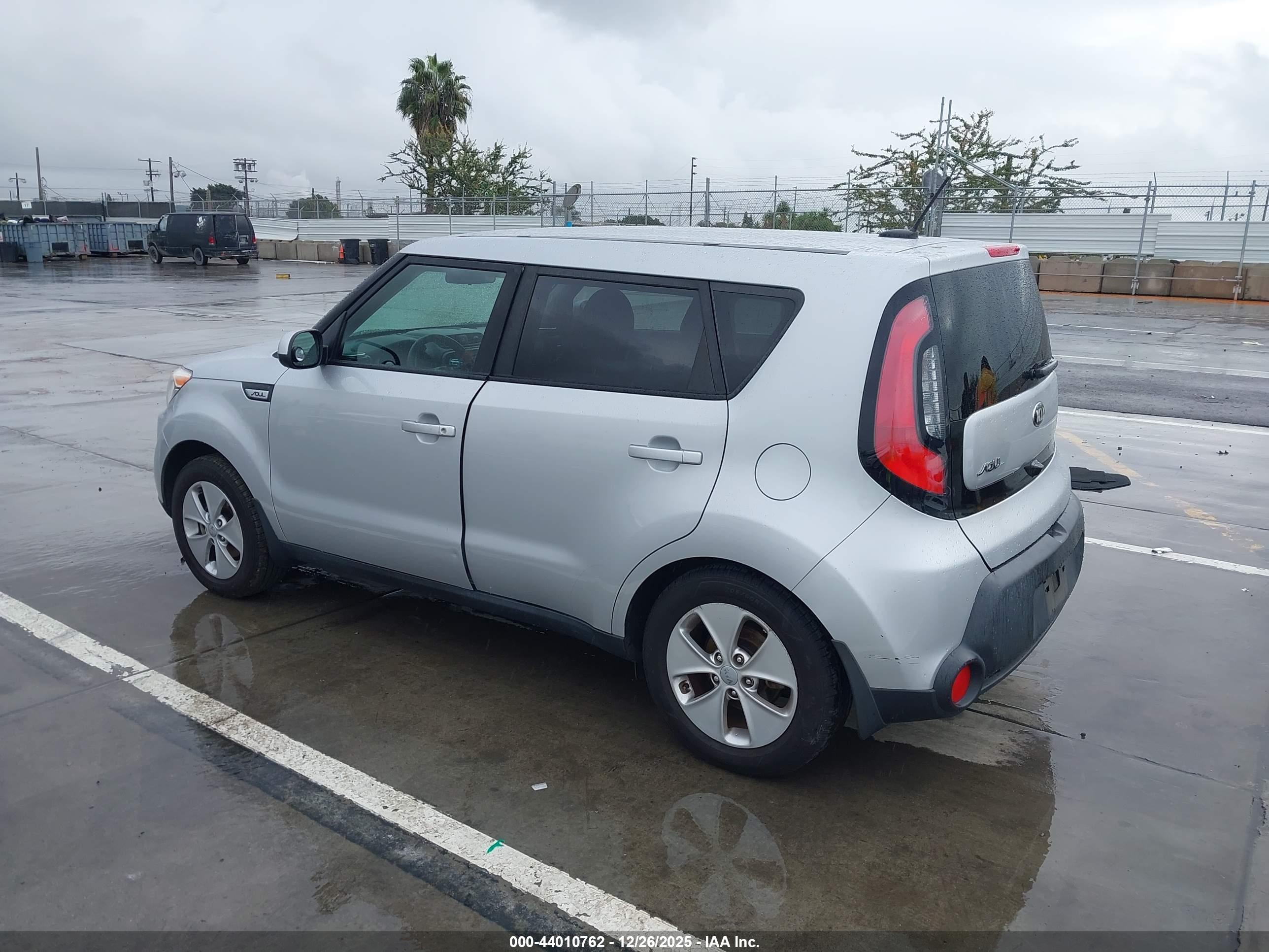 KIA SOUL image 3