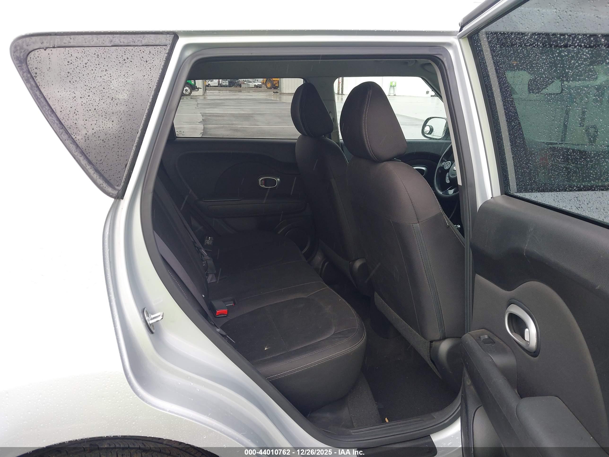 KIA SOUL image 8