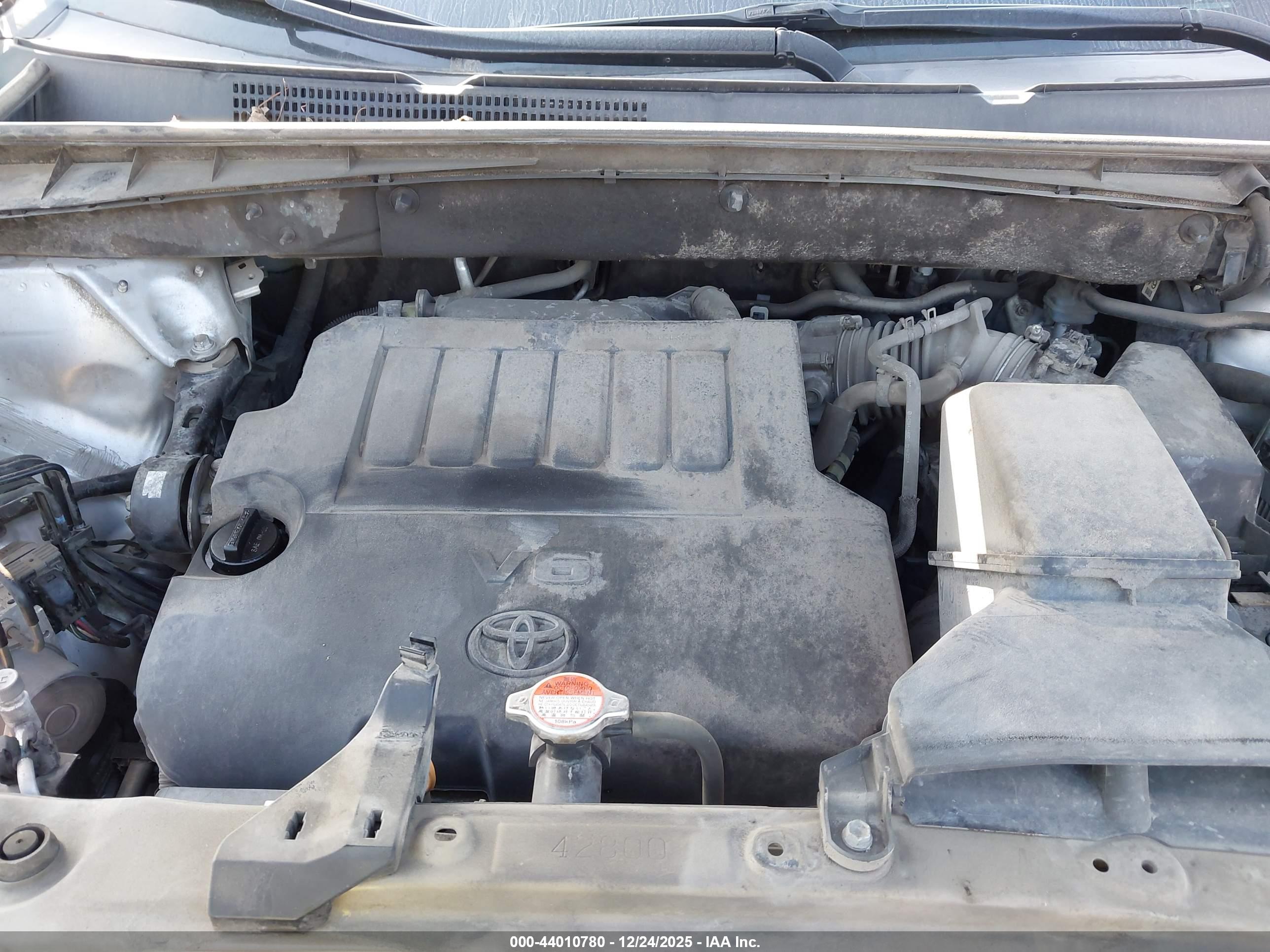 TOYOTA HIGHLANDER image 10