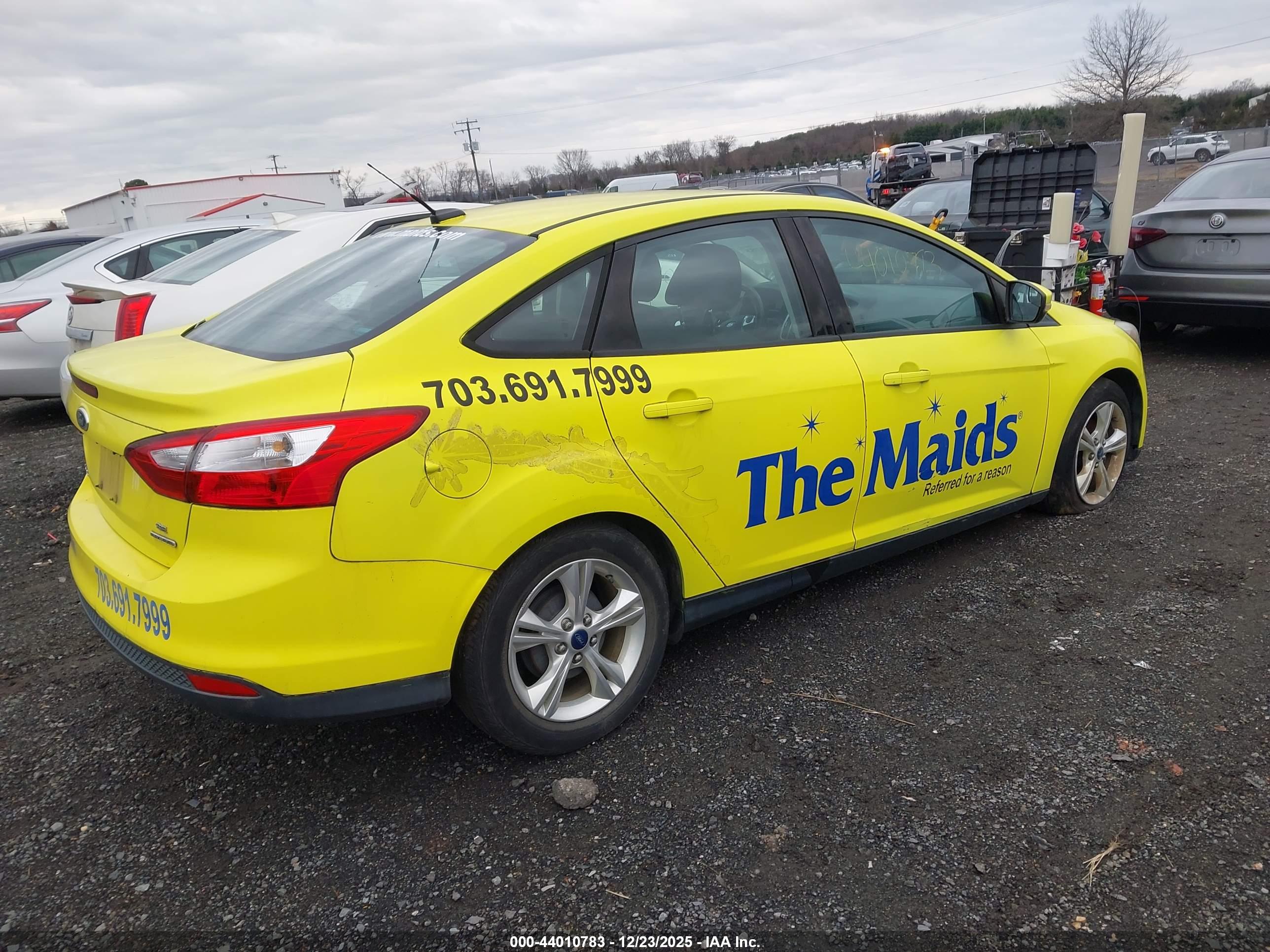 FORD FOCUS image 4