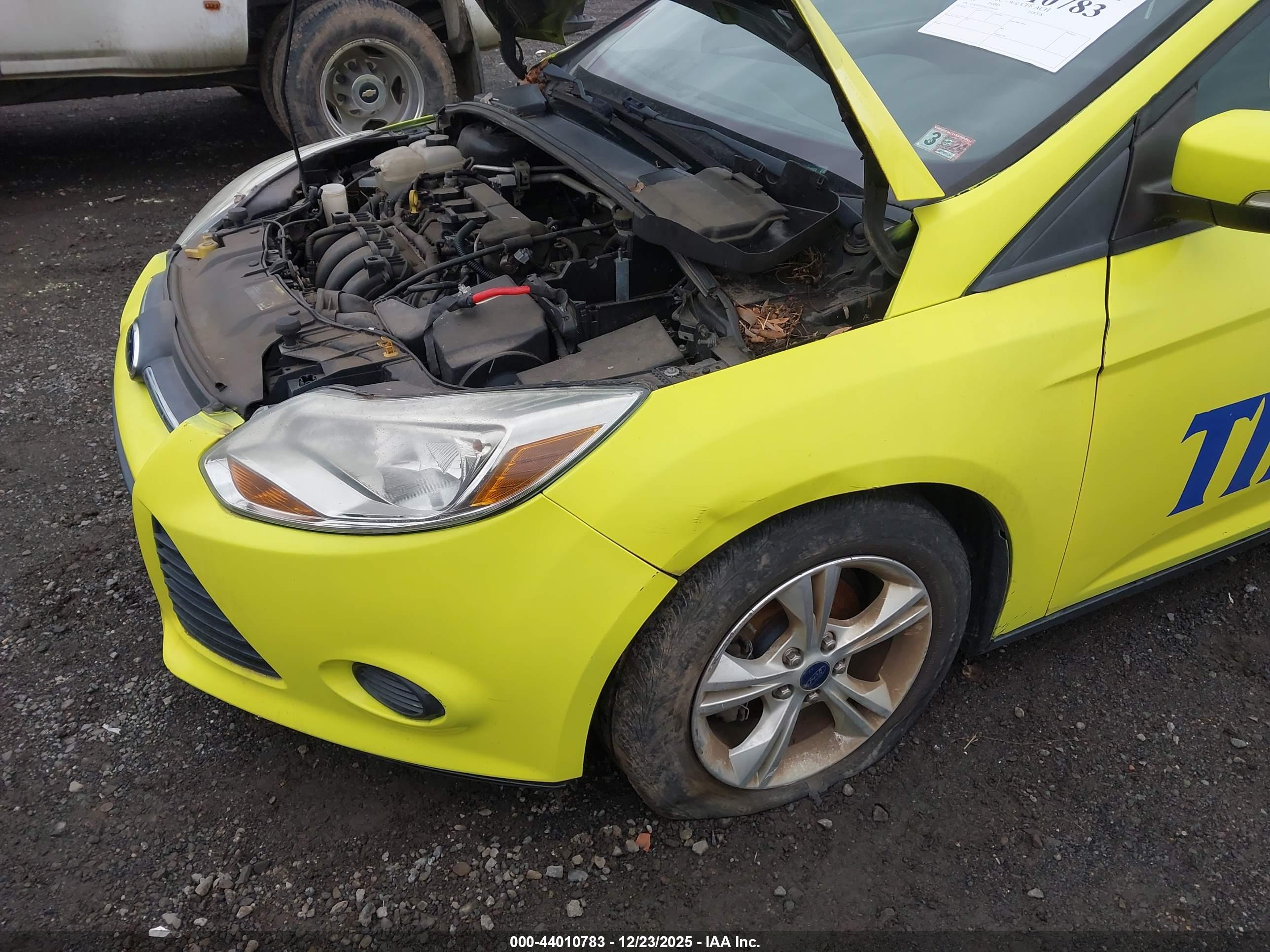 FORD FOCUS image 6