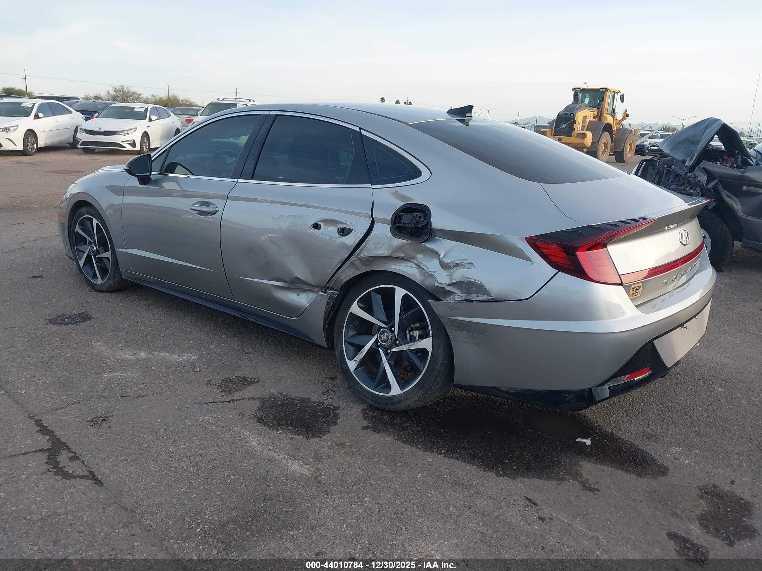 HYUNDAI SONATA image 3