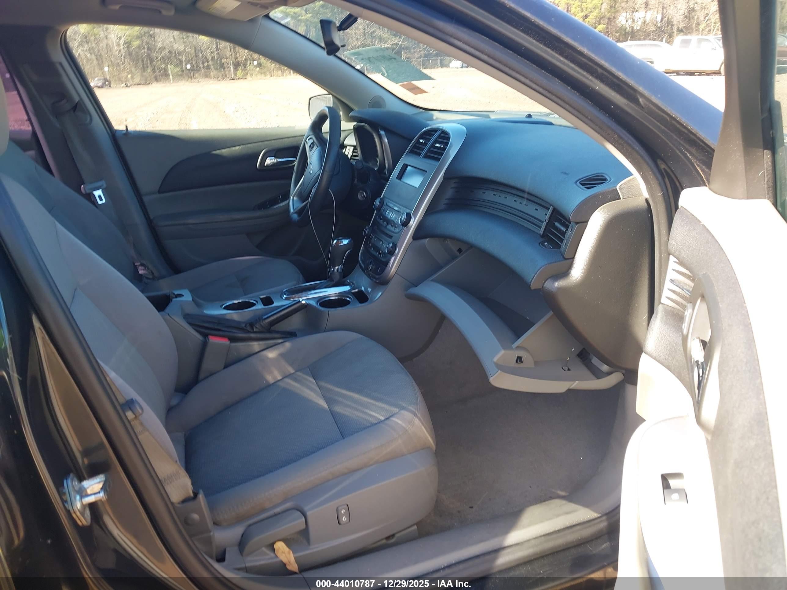 CHEVROLET MALIBU image 5