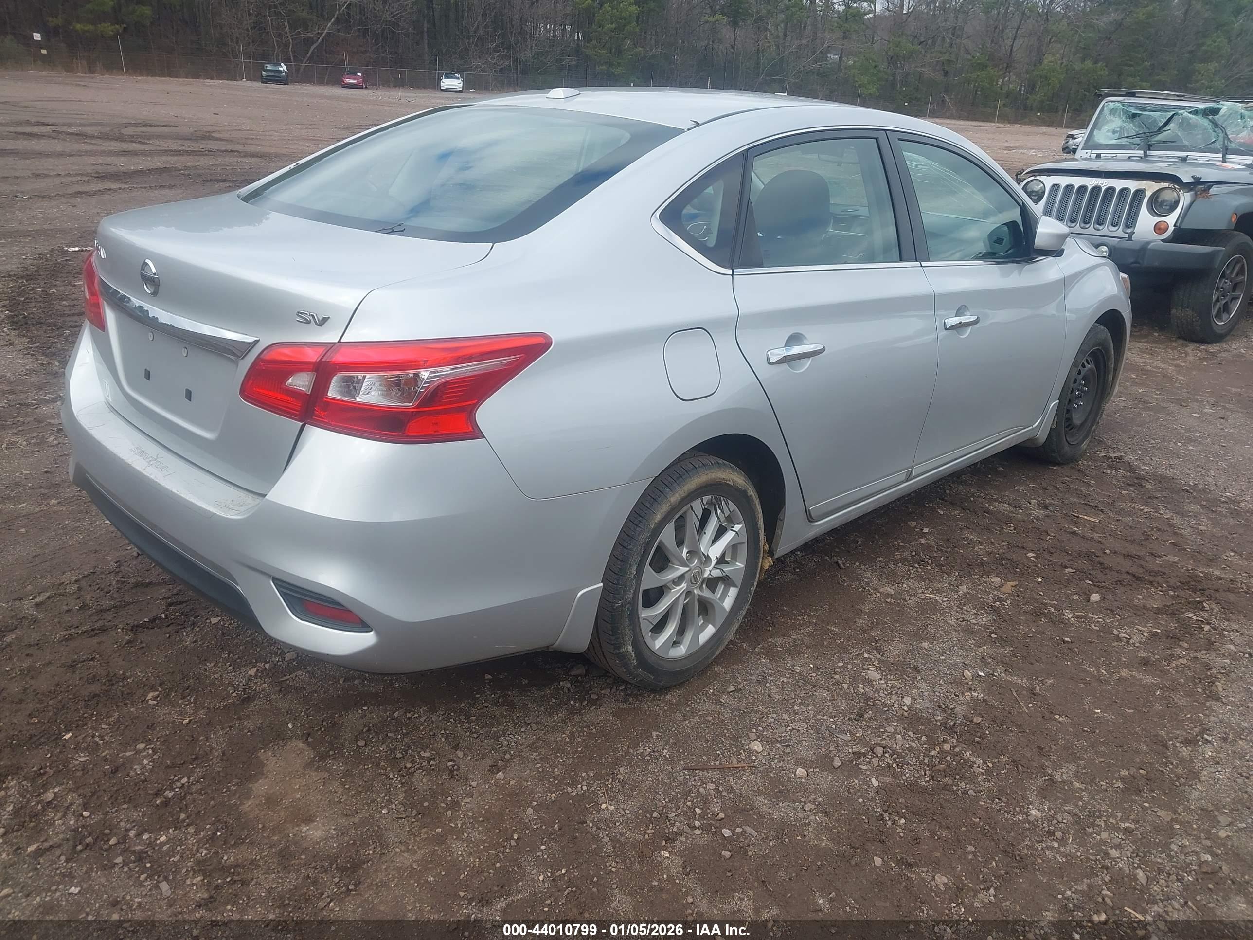 NISSAN SENTRA image 4