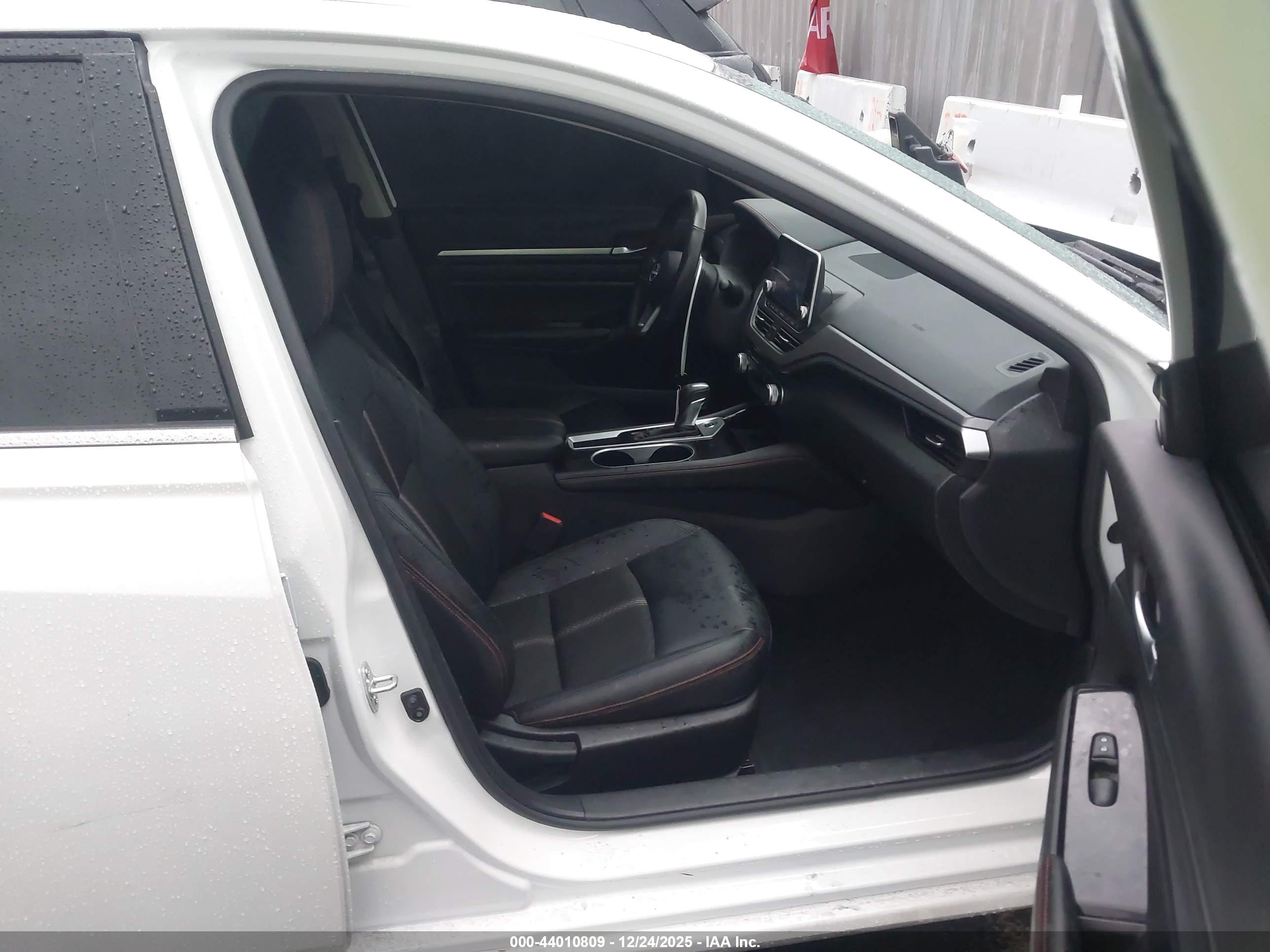 NISSAN ALTIMA image 5
