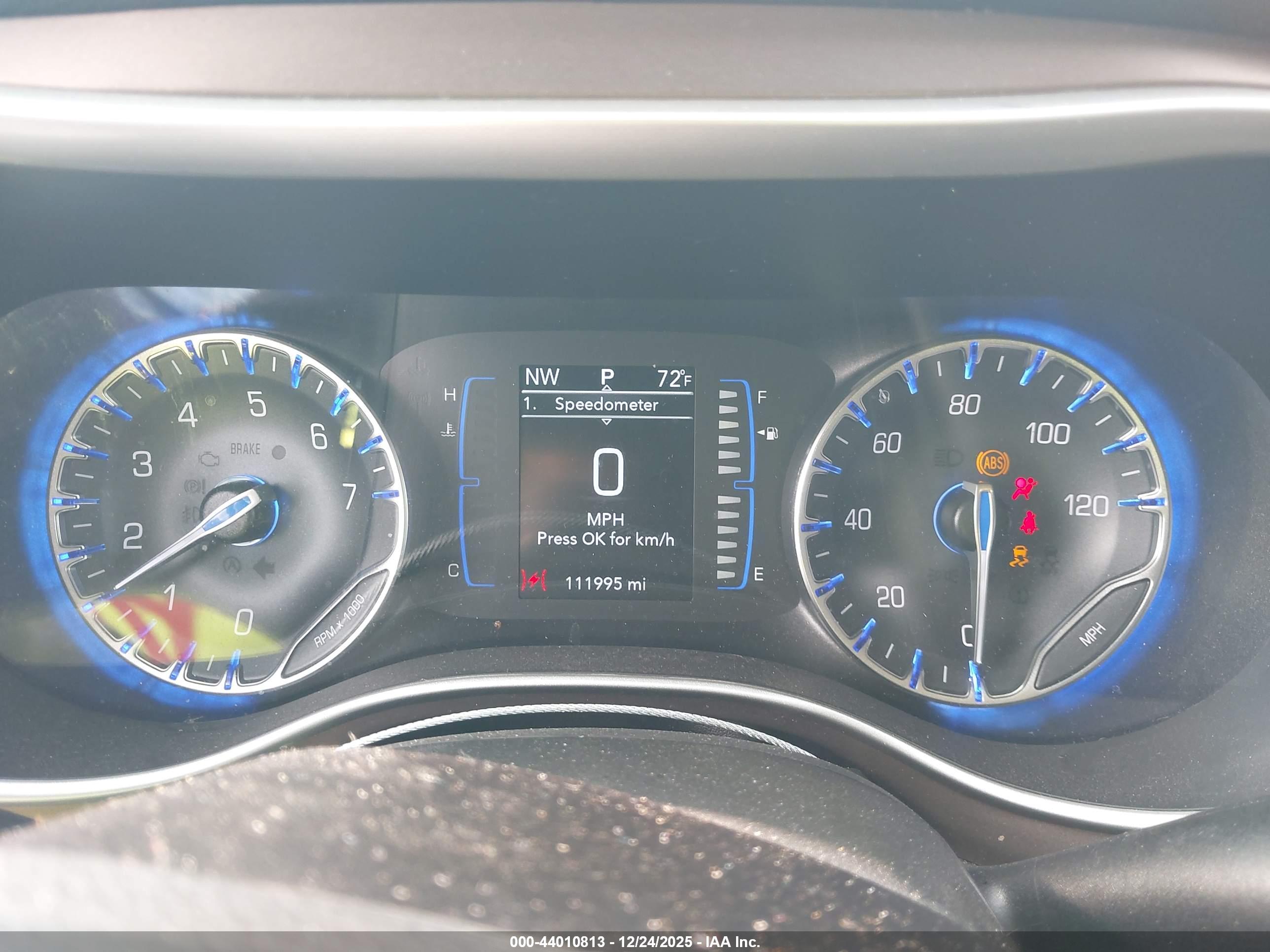 CHRYSLER PACIFICA image 7
