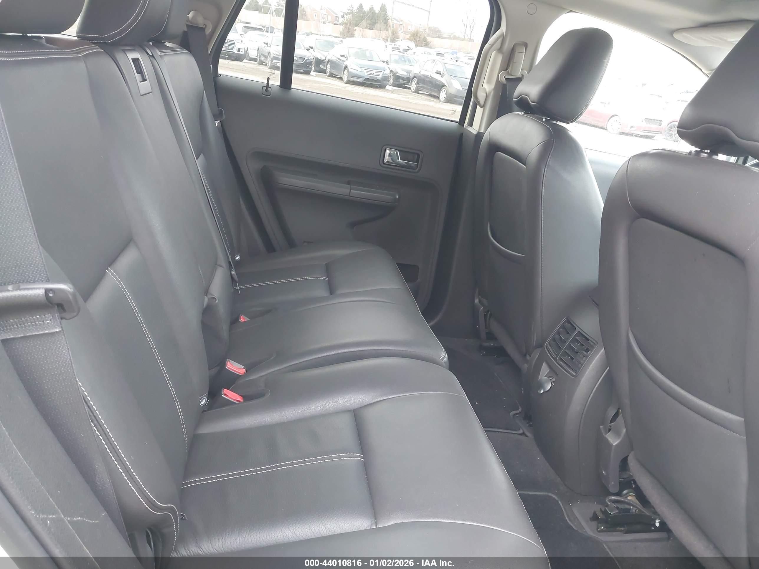 FORD EDGE image 8