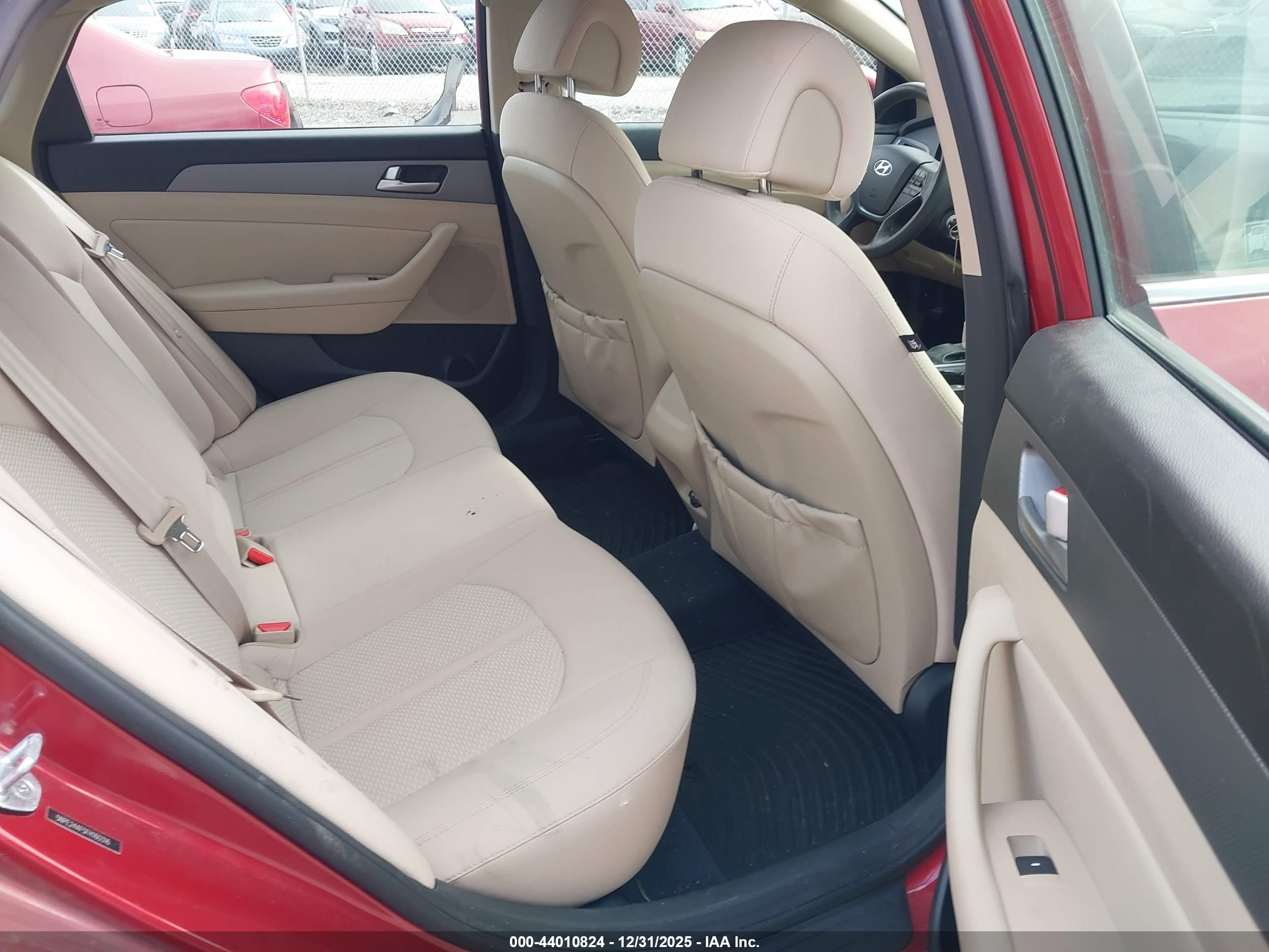 HYUNDAI SONATA image 8