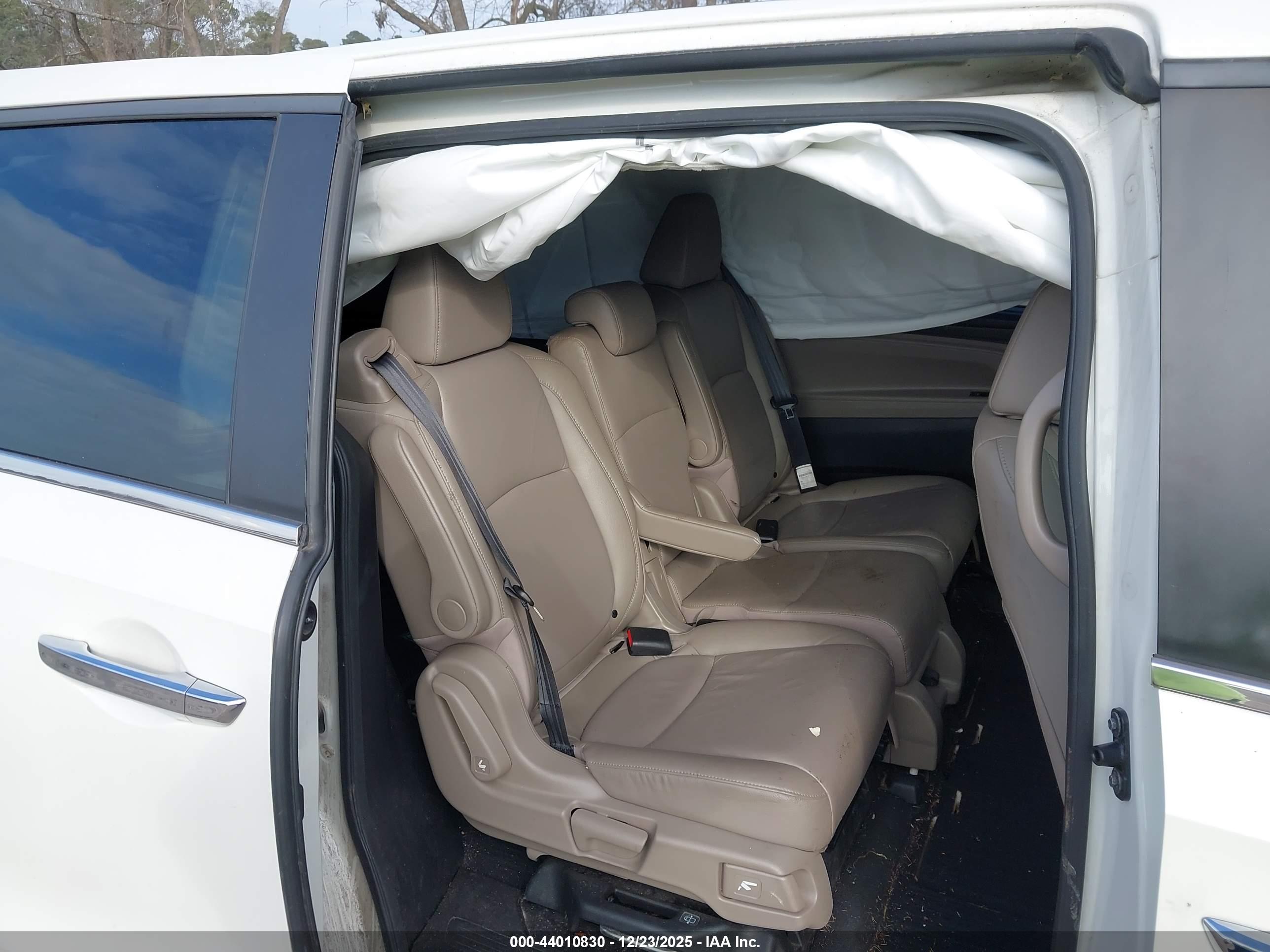 HONDA ODYSSEY image 8