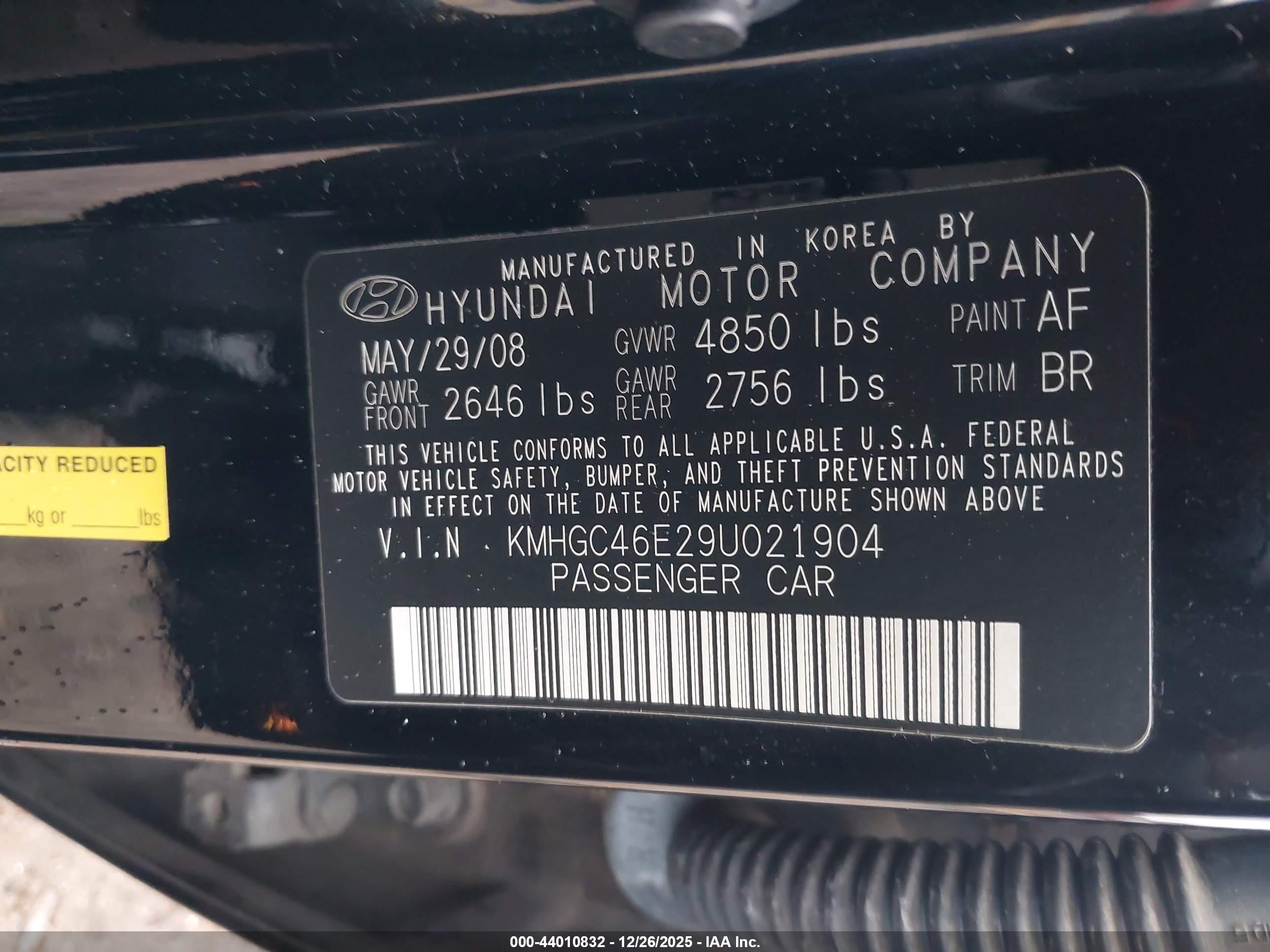 HYUNDAI GENESIS image 9