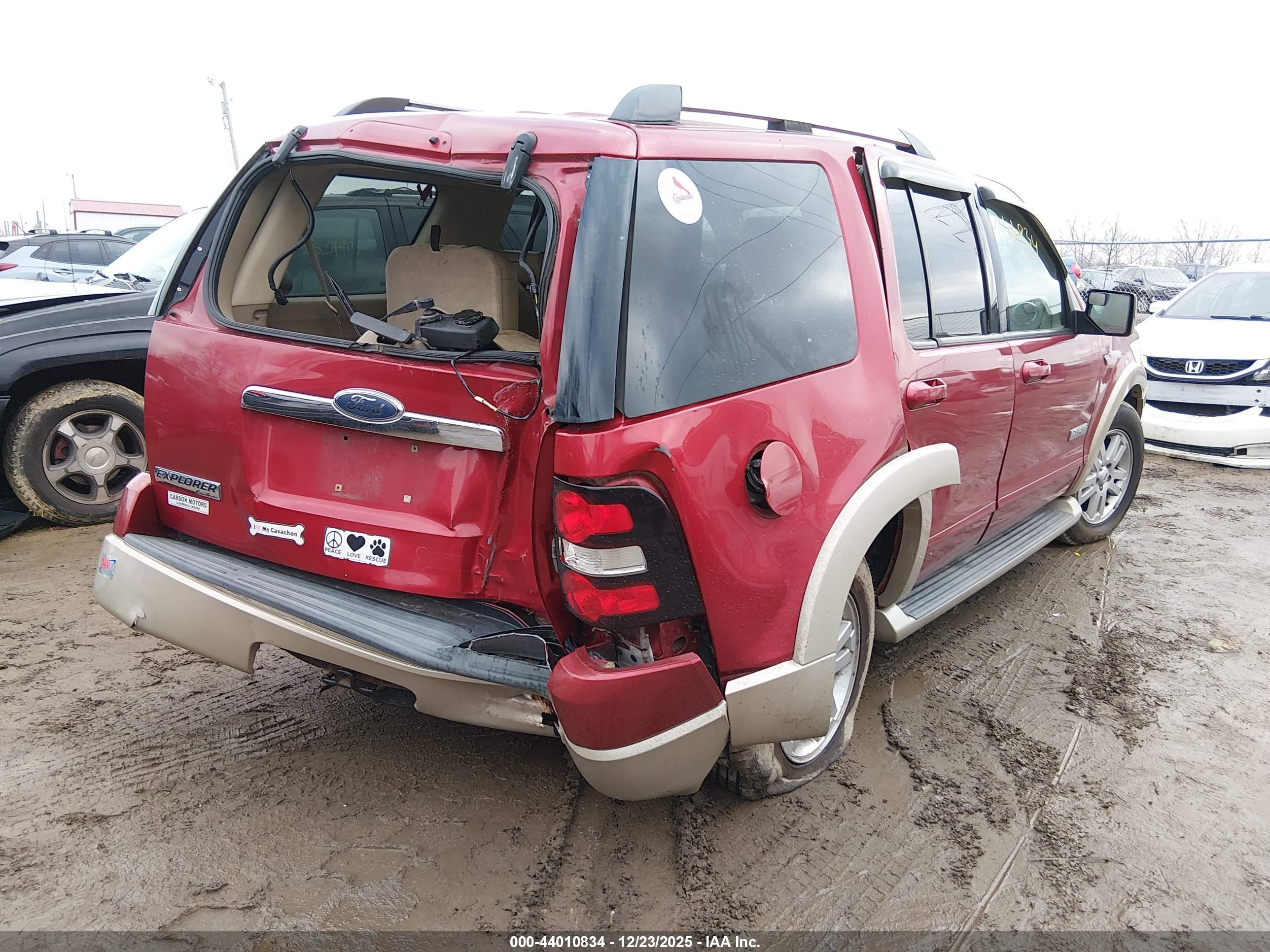 FORD EXPLORER image 4