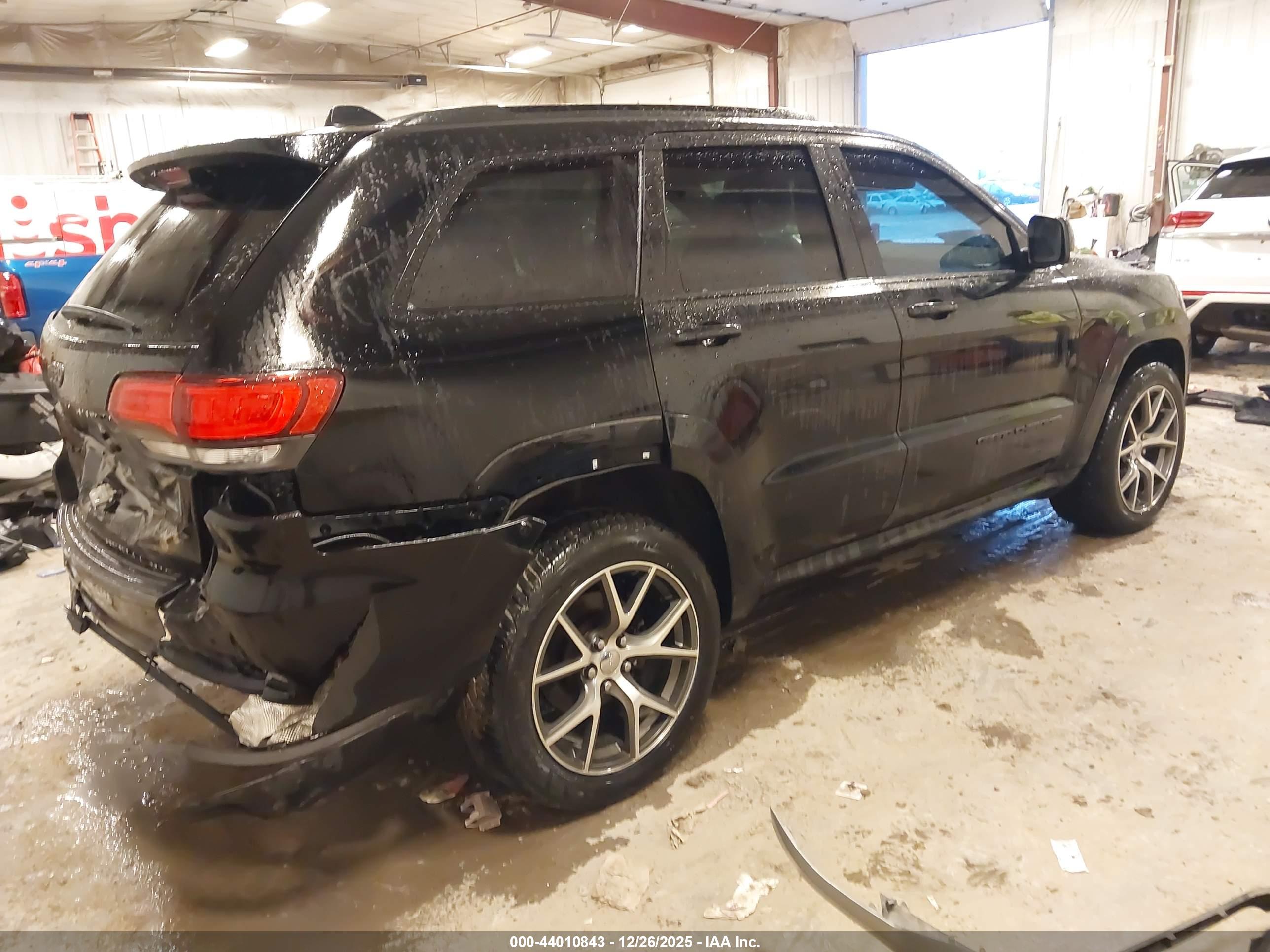 JEEP GRAND image 4
