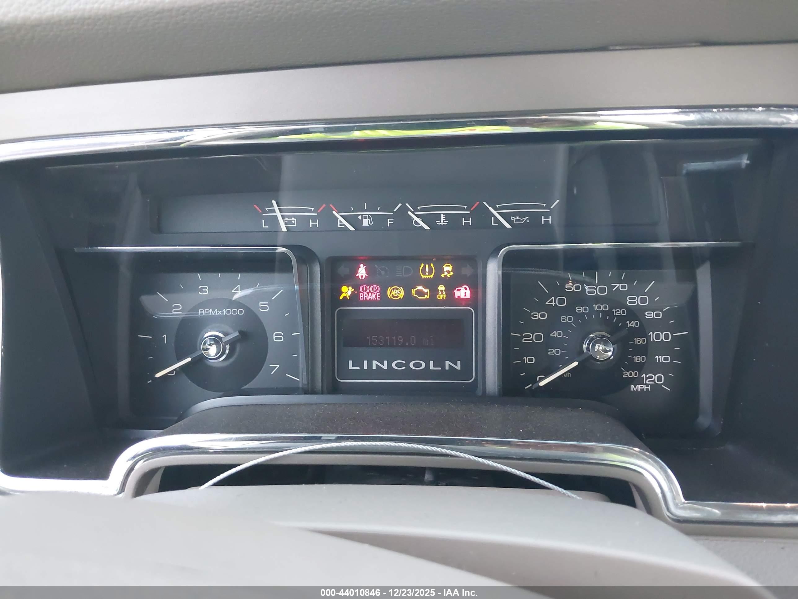 LINCOLN NAVIGATOR image 7