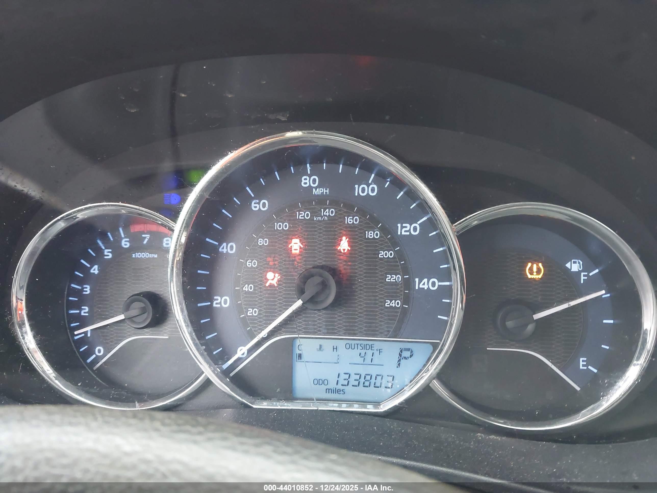 TOYOTA COROLLA image 7