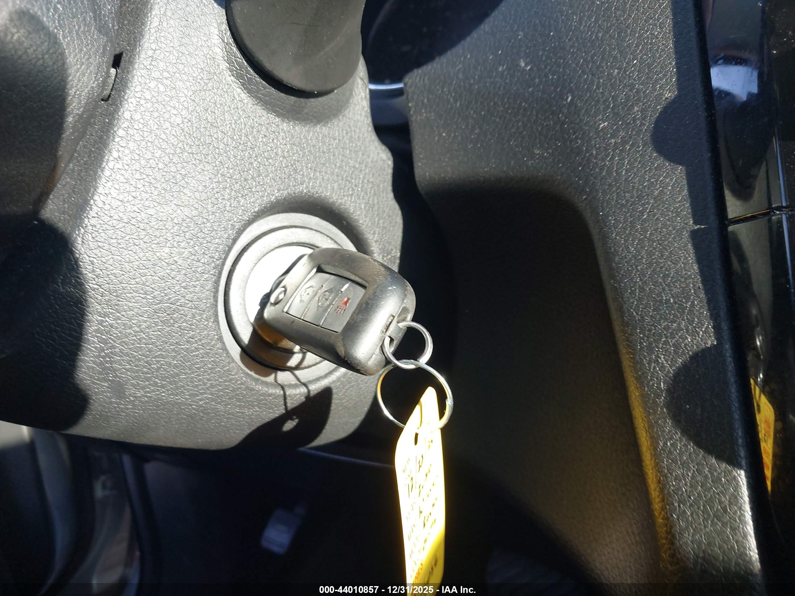 NISSAN ROGUE image 11