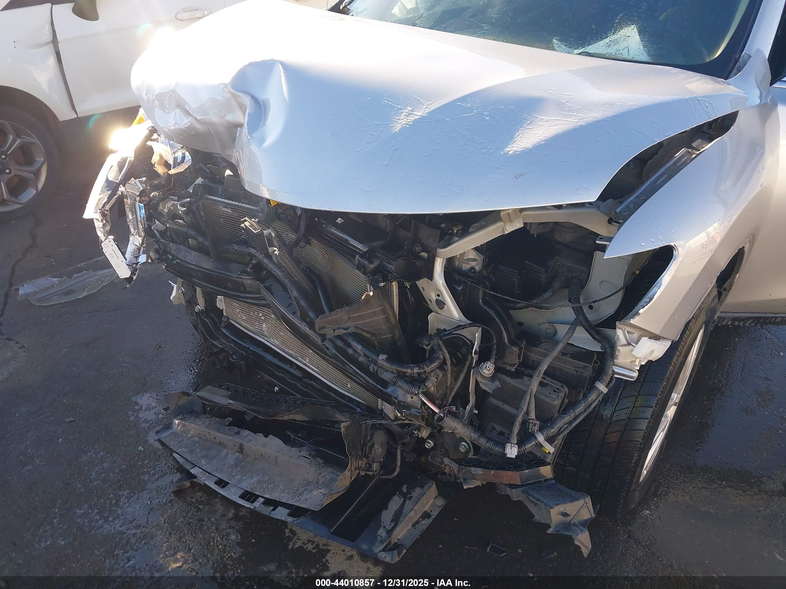 NISSAN ROGUE image 6