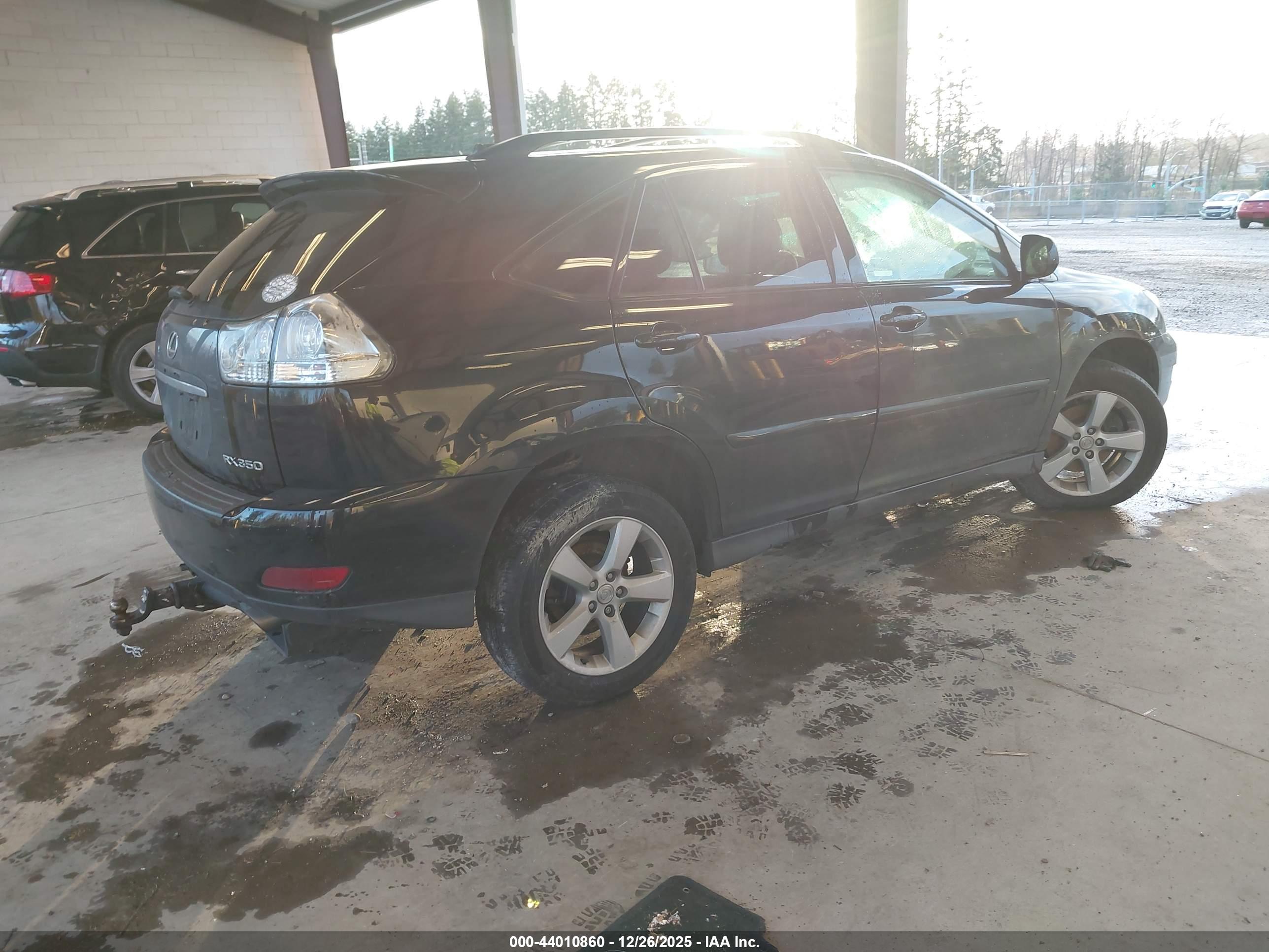 LEXUS RX image 4