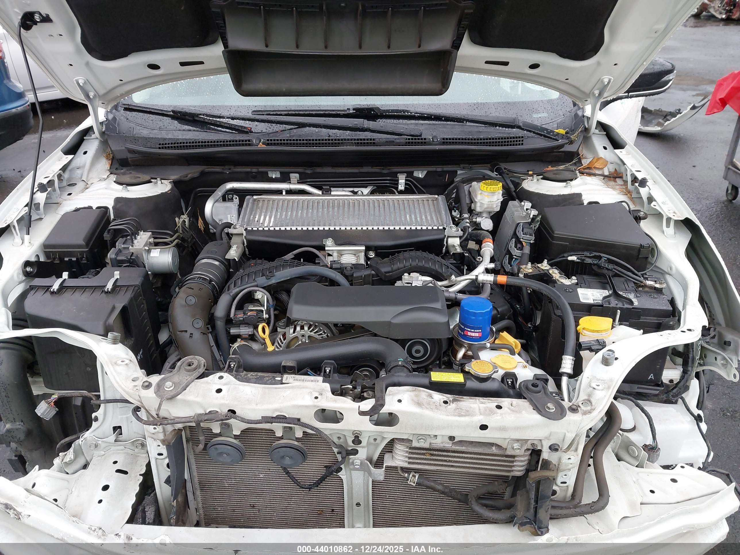 SUBARU OUTBACK image 10