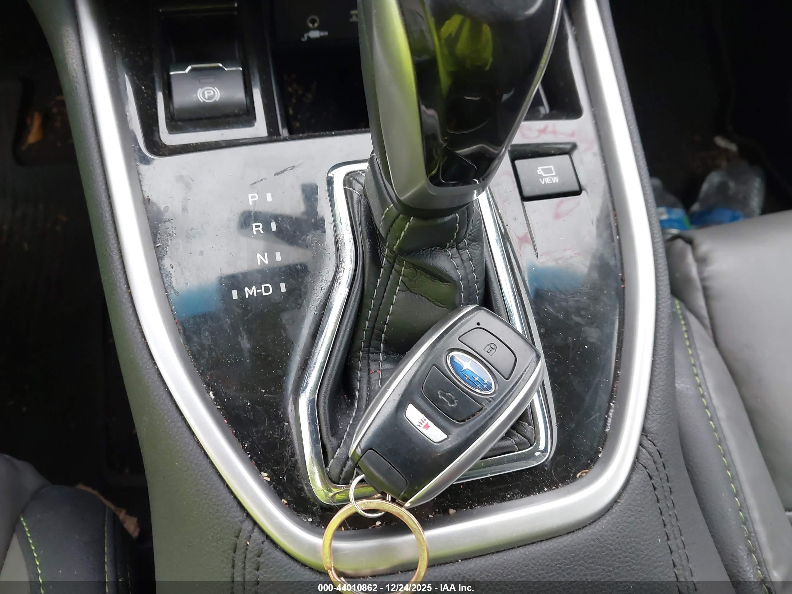 SUBARU OUTBACK image 11
