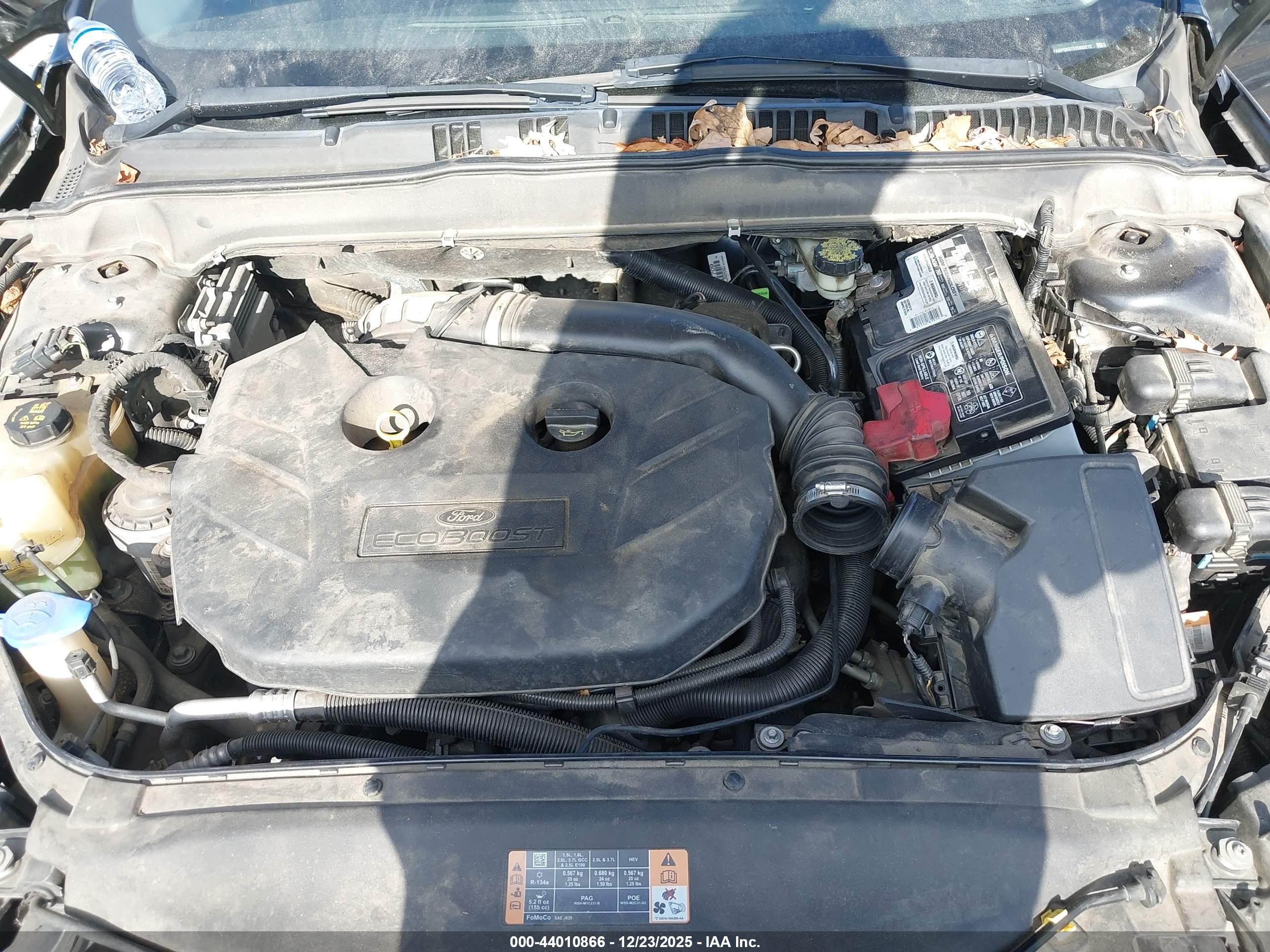 FORD FUSION image 10