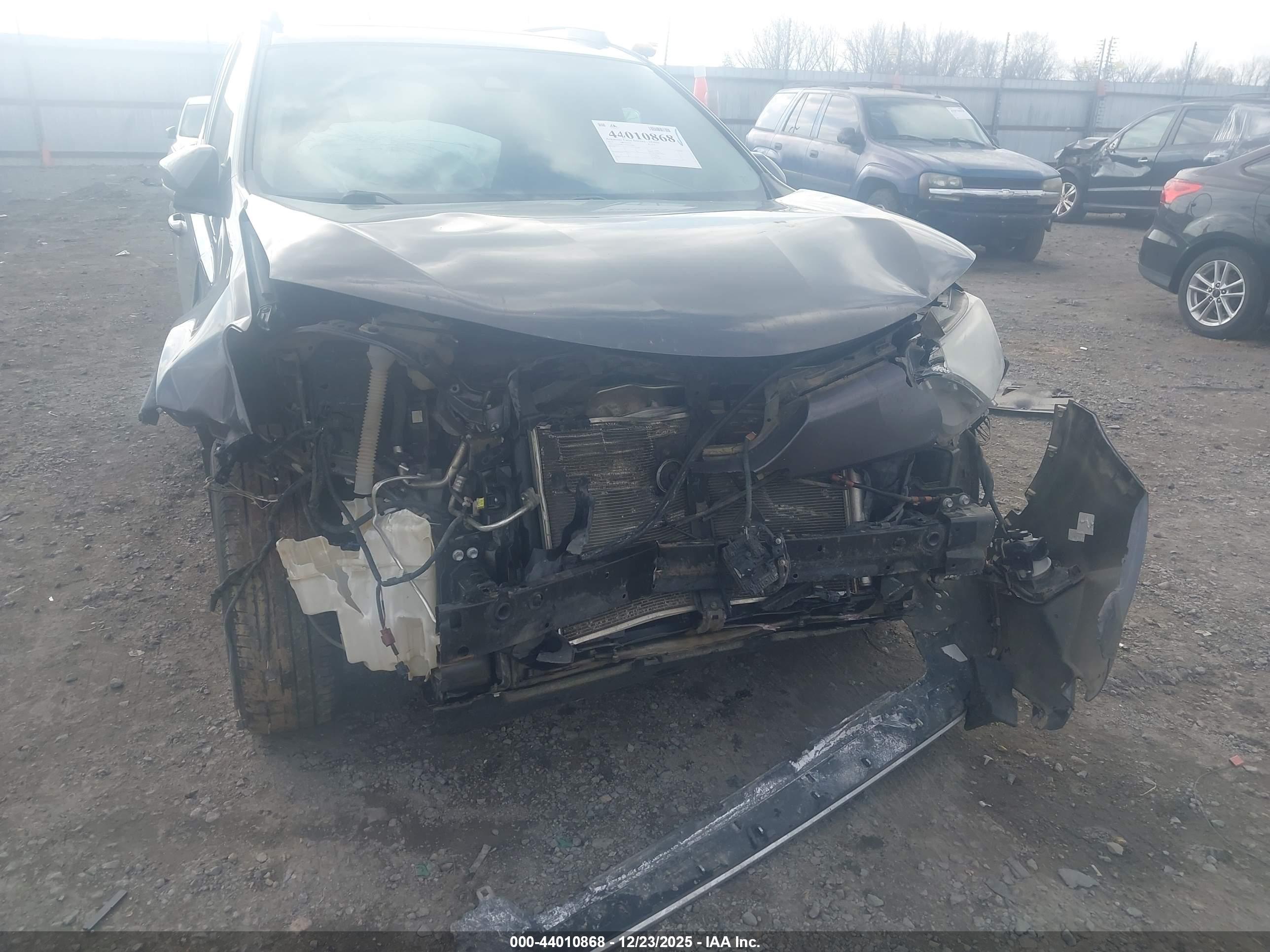 TOYOTA RAV4 image 6