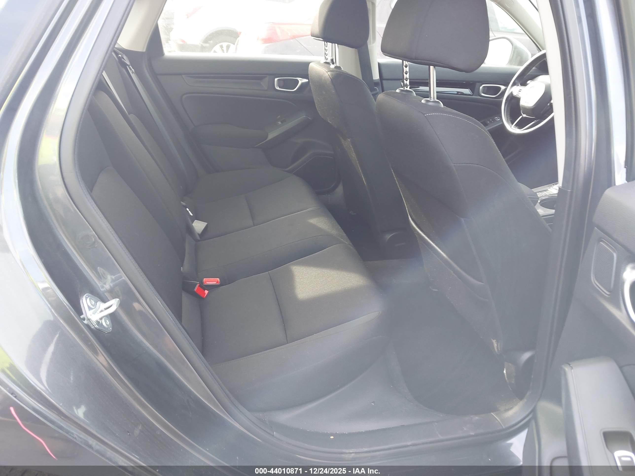HONDA CIVIC image 8