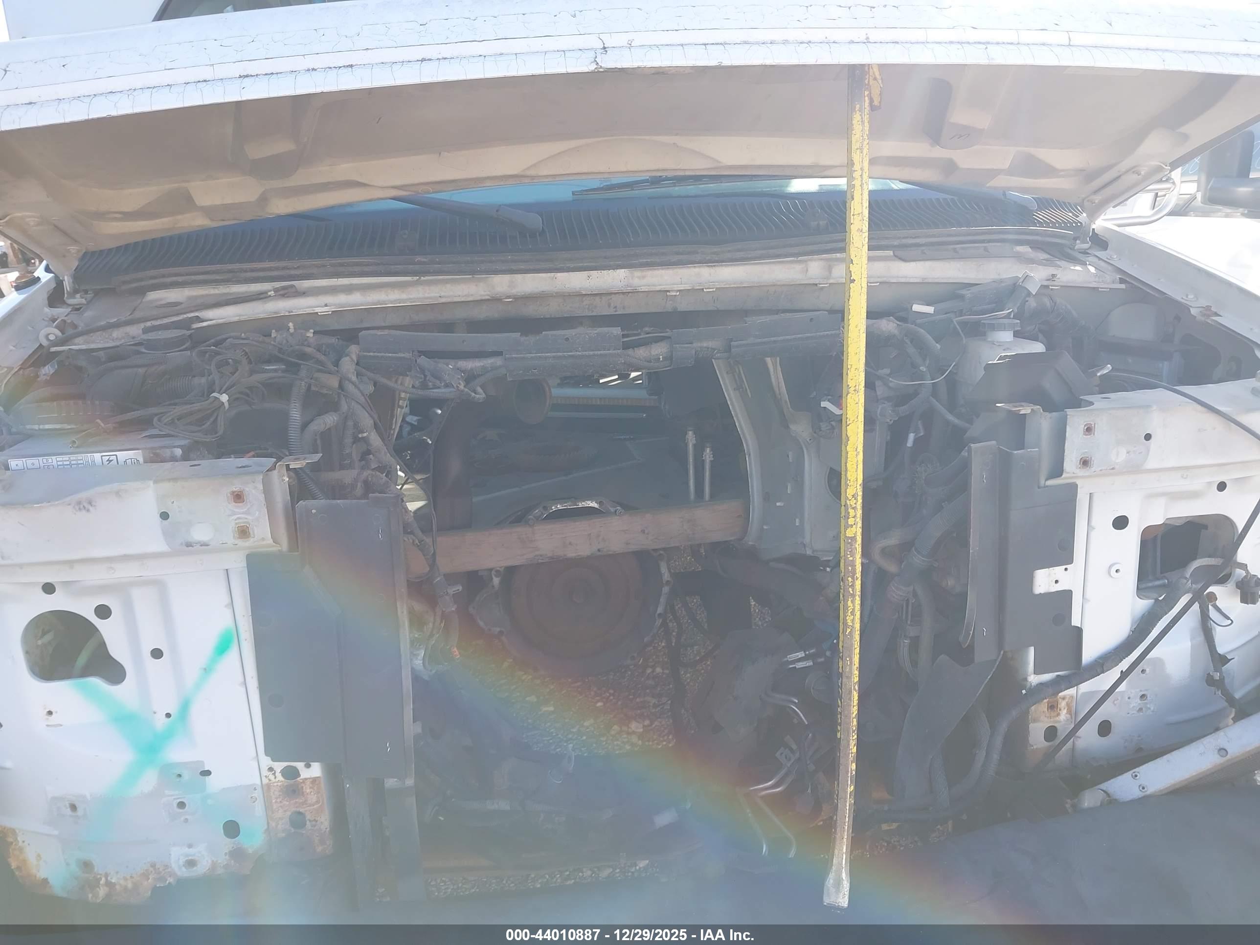 FORD E-450 image 10