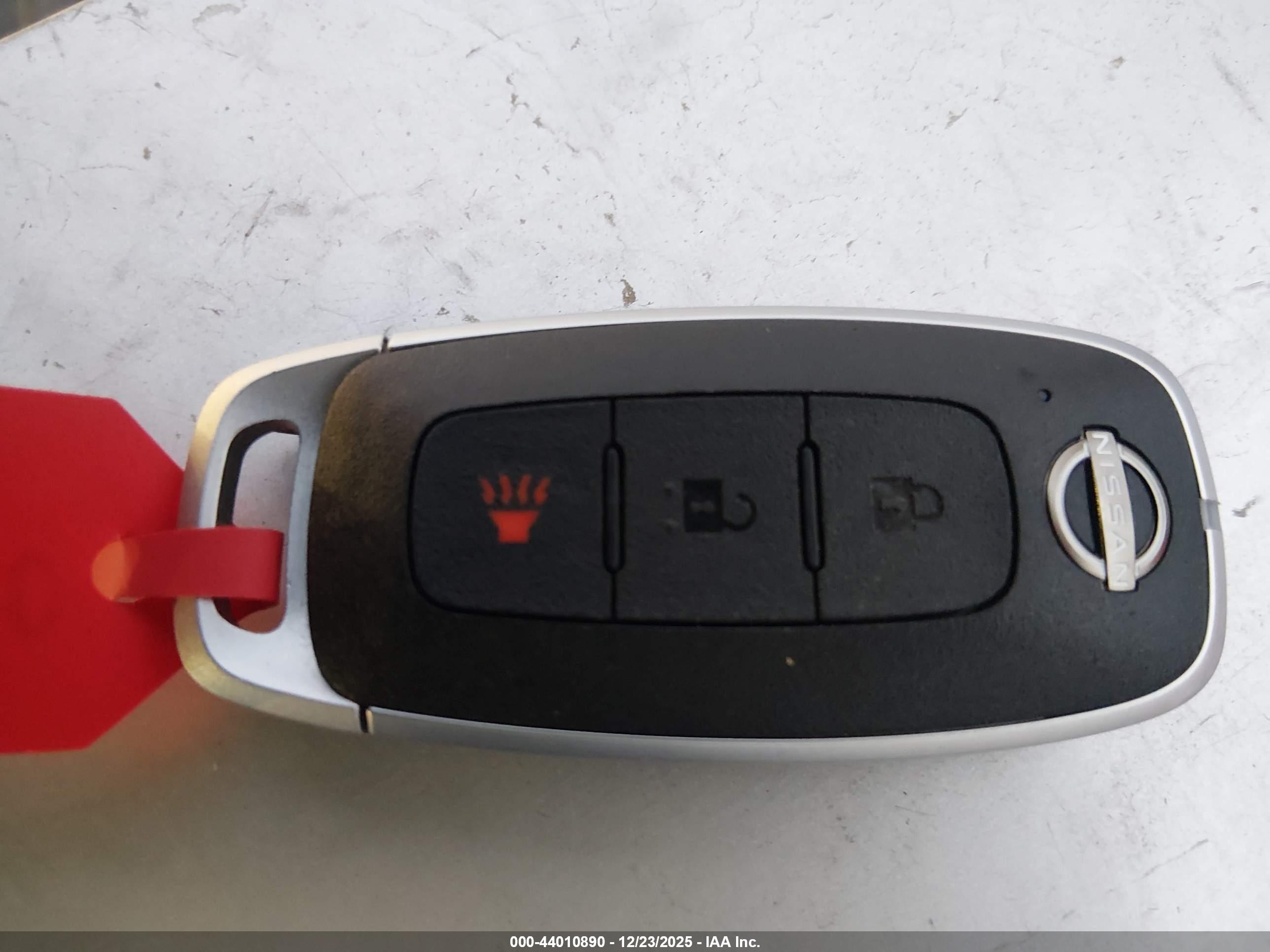 NISSAN PATHFINDER image 11