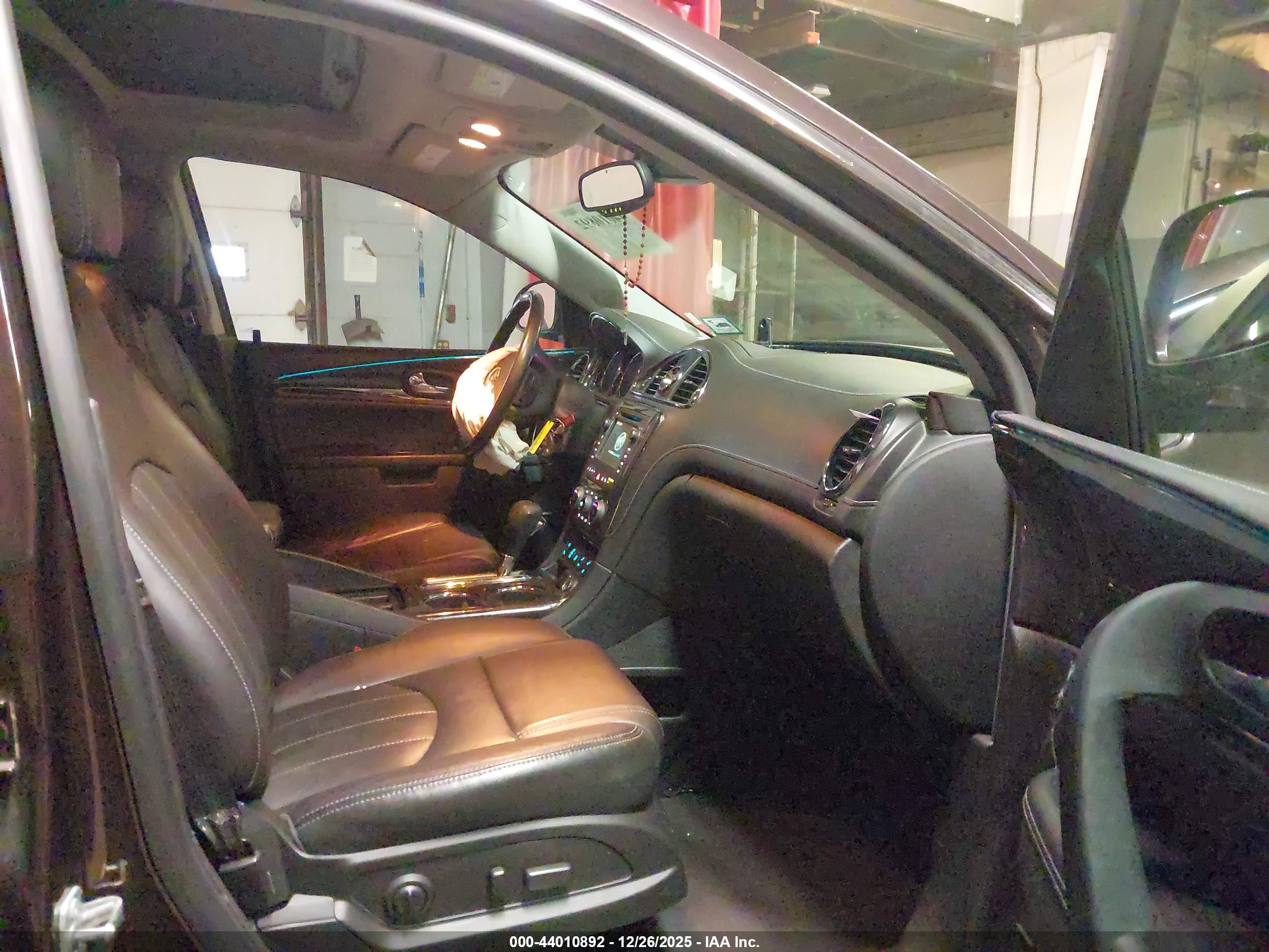 BUICK ENCLAVE image 5