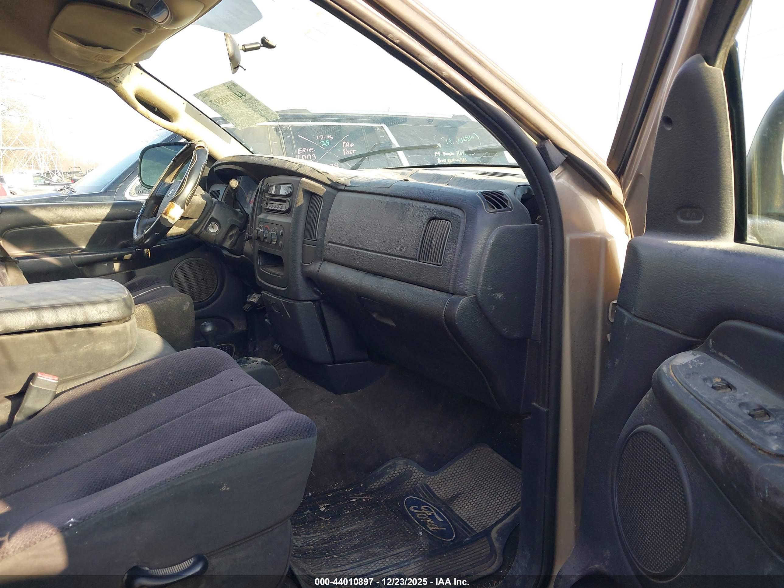 DODGE RAM image 5