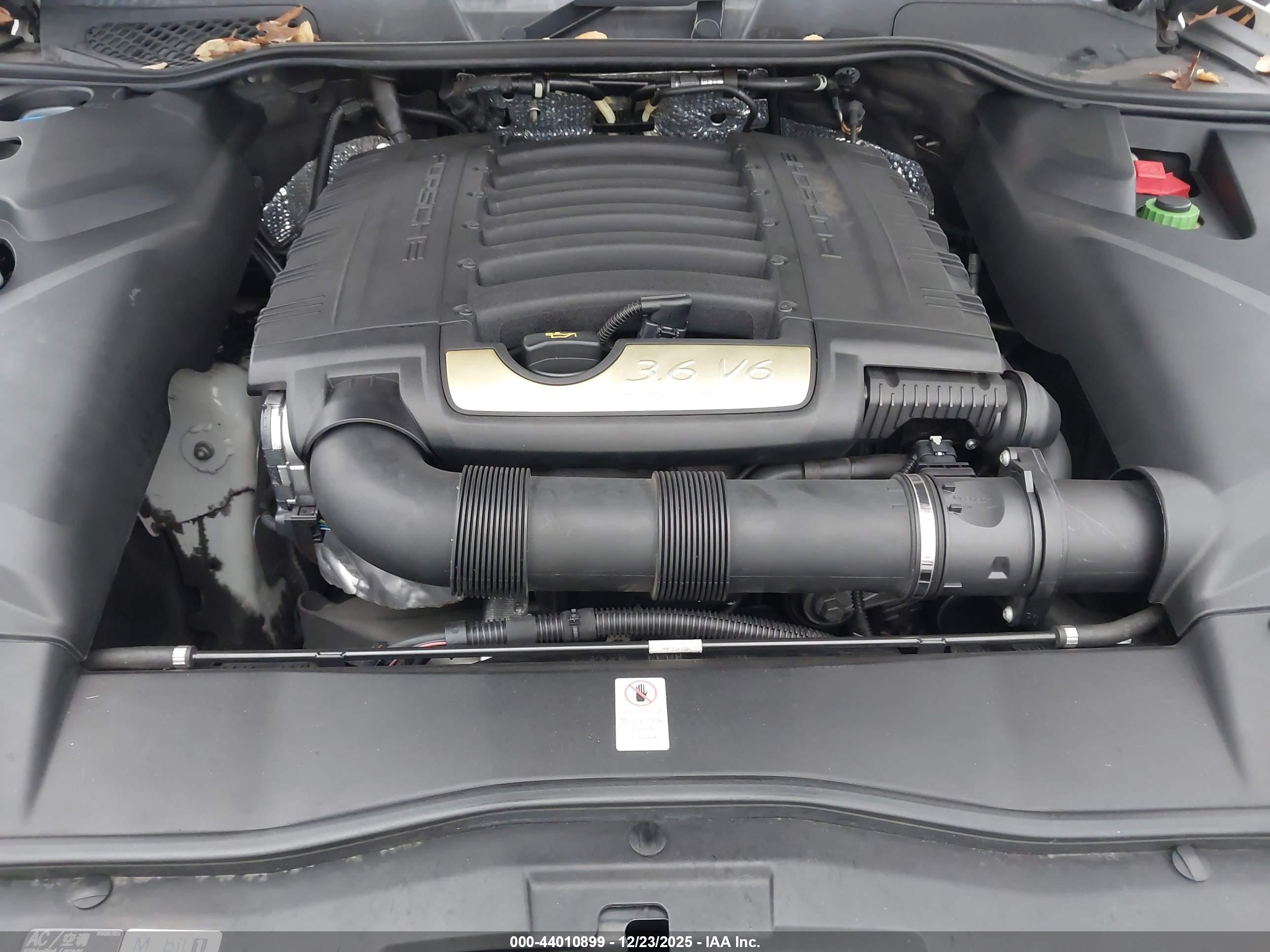 PORSCHE CAYENNE image 10