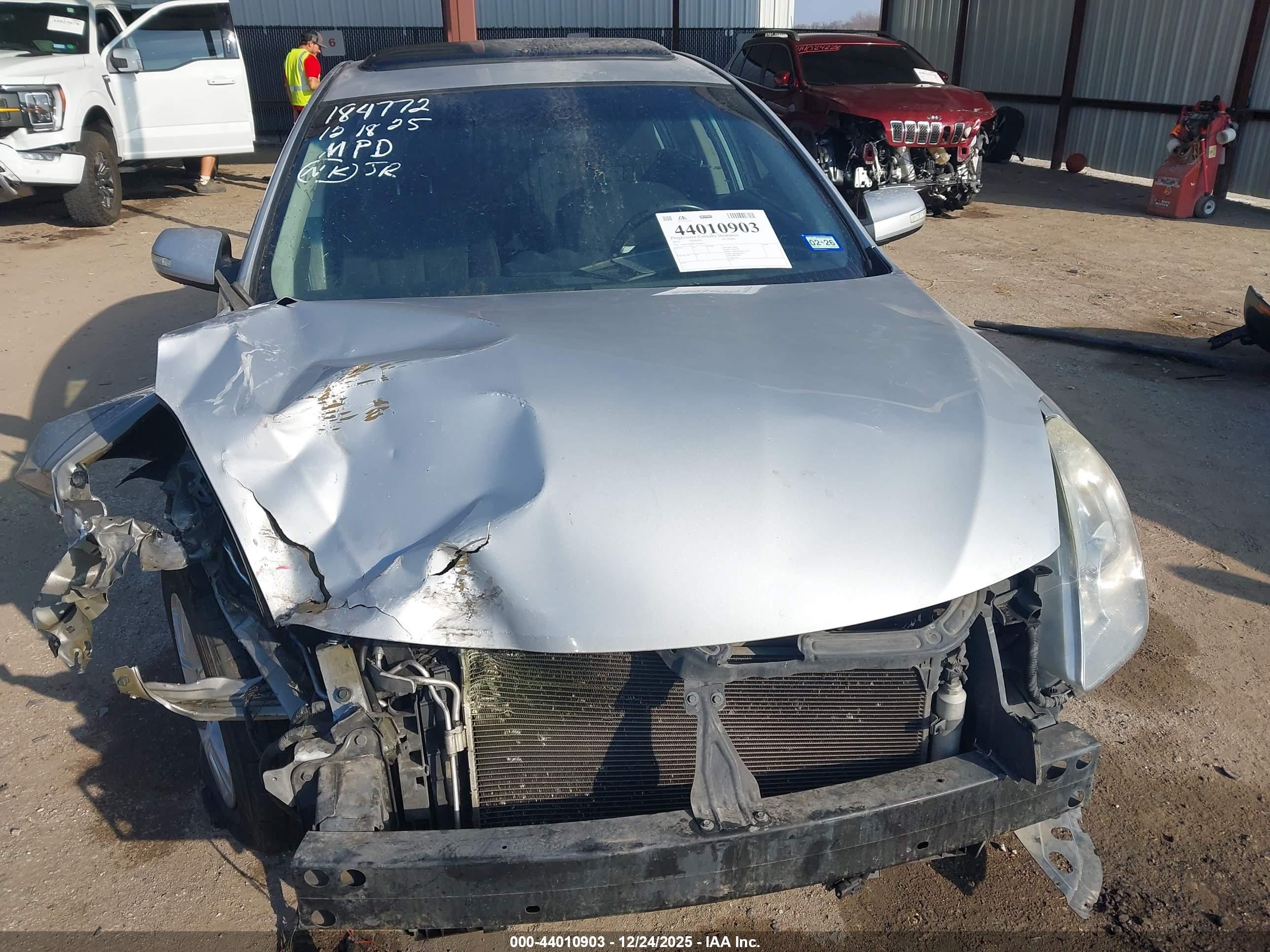 NISSAN ALTIMA image 6