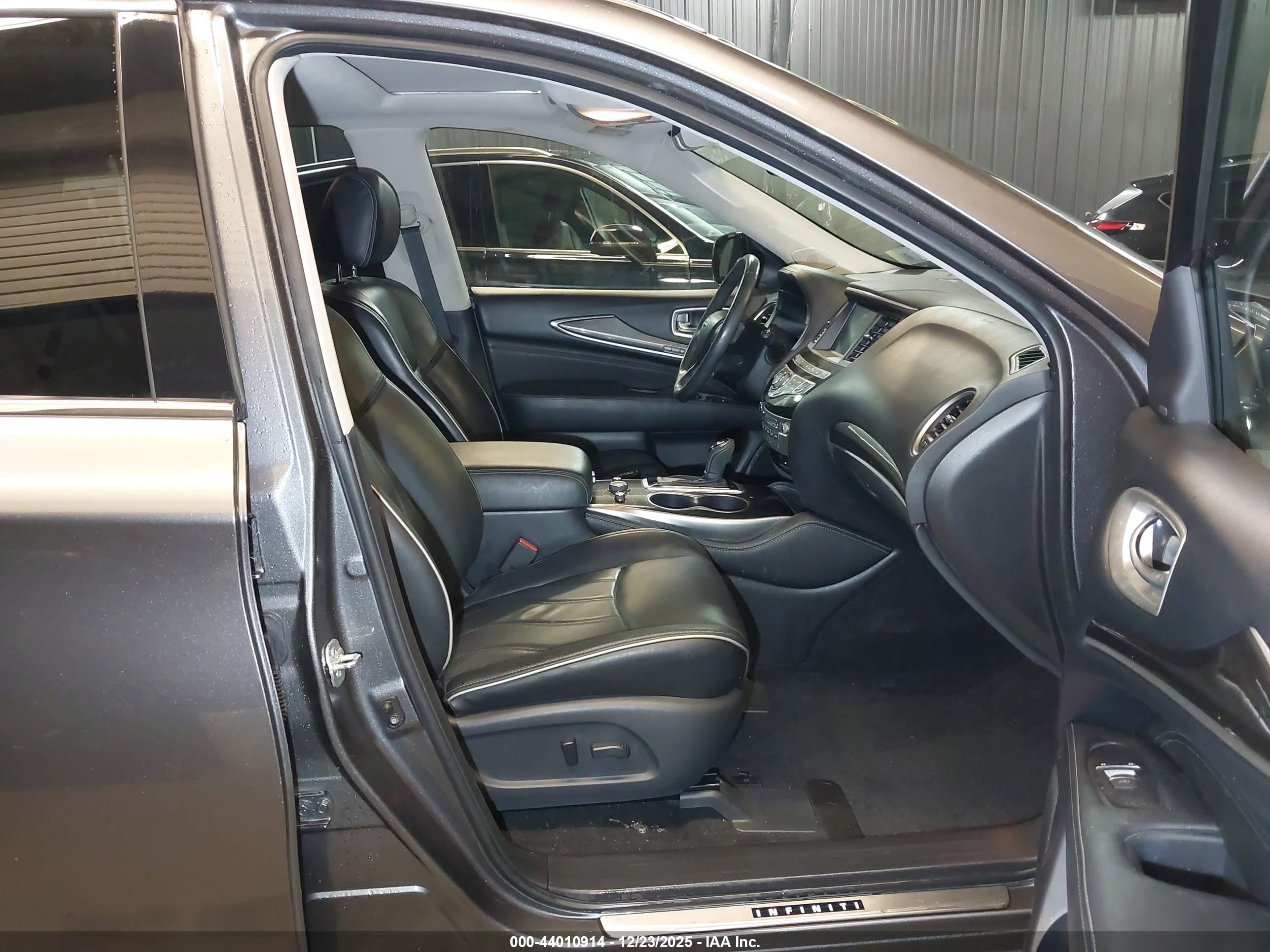 INFINITI QX60 image 5