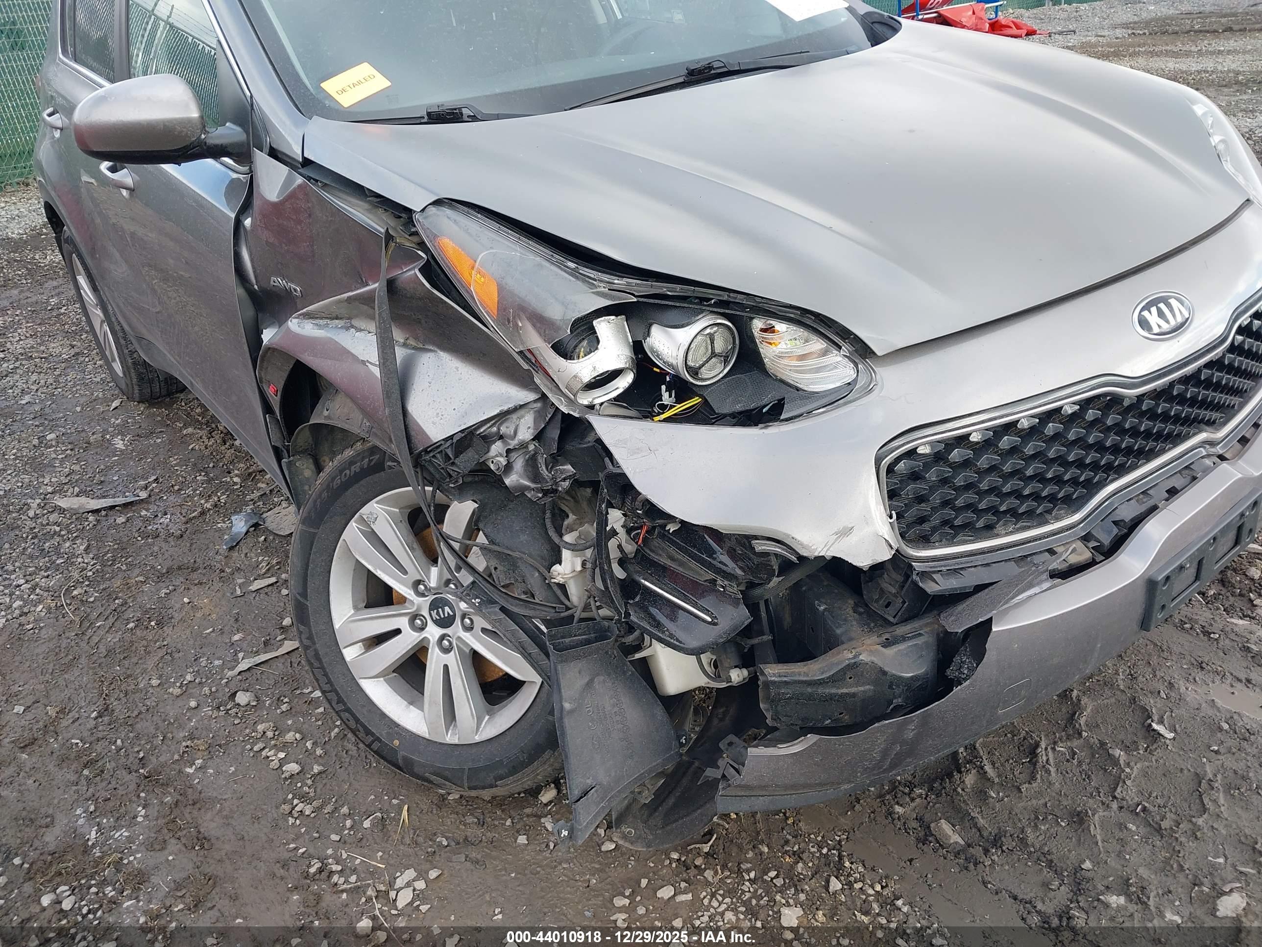 KIA SPORTAGE image 6