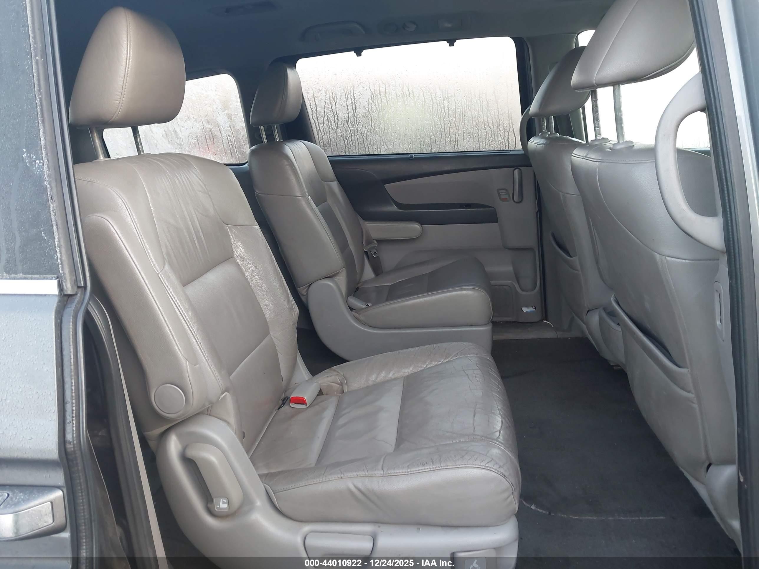 HONDA ODYSSEY image 8