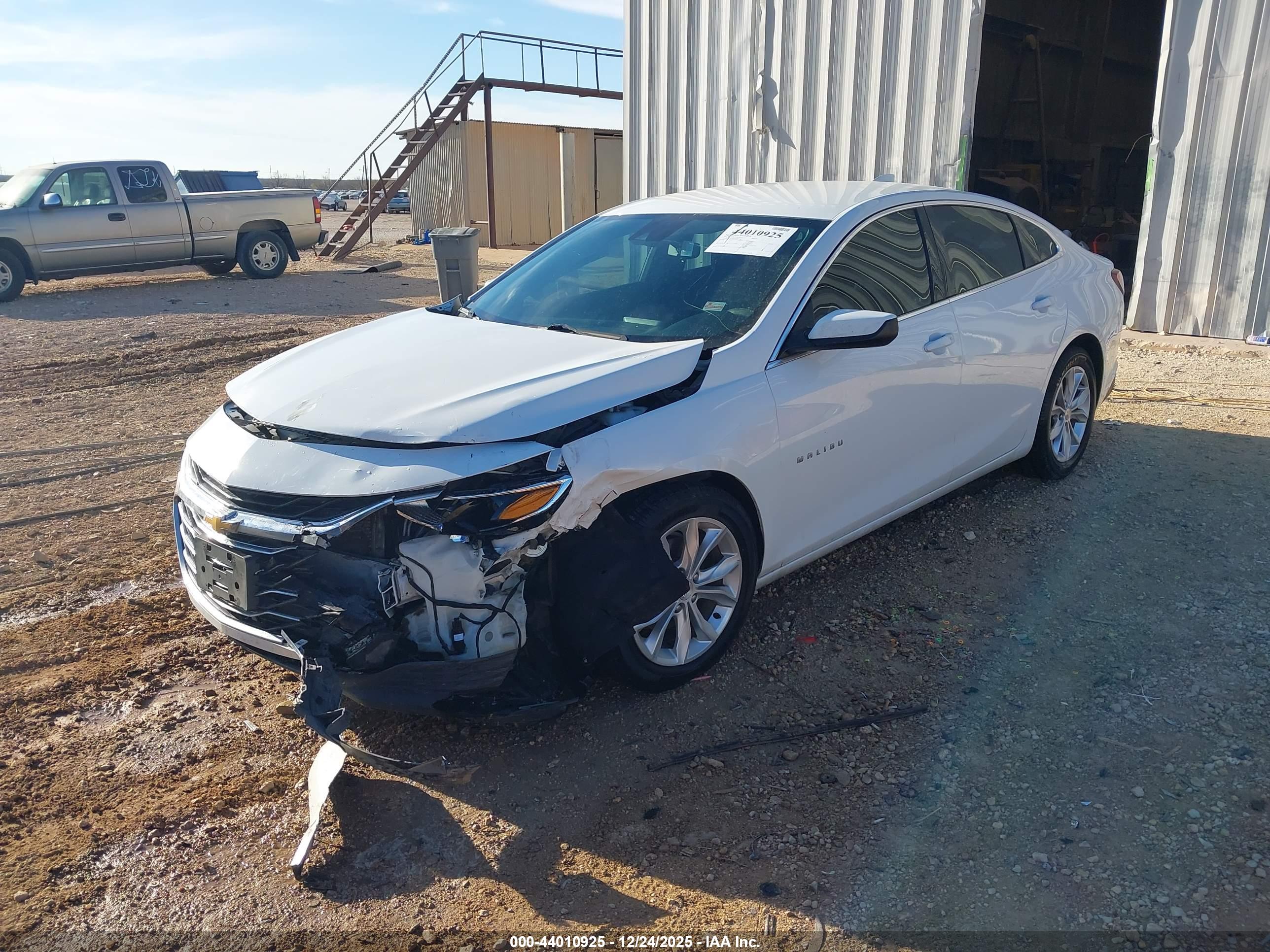 CHEVROLET MALIBU image 2
