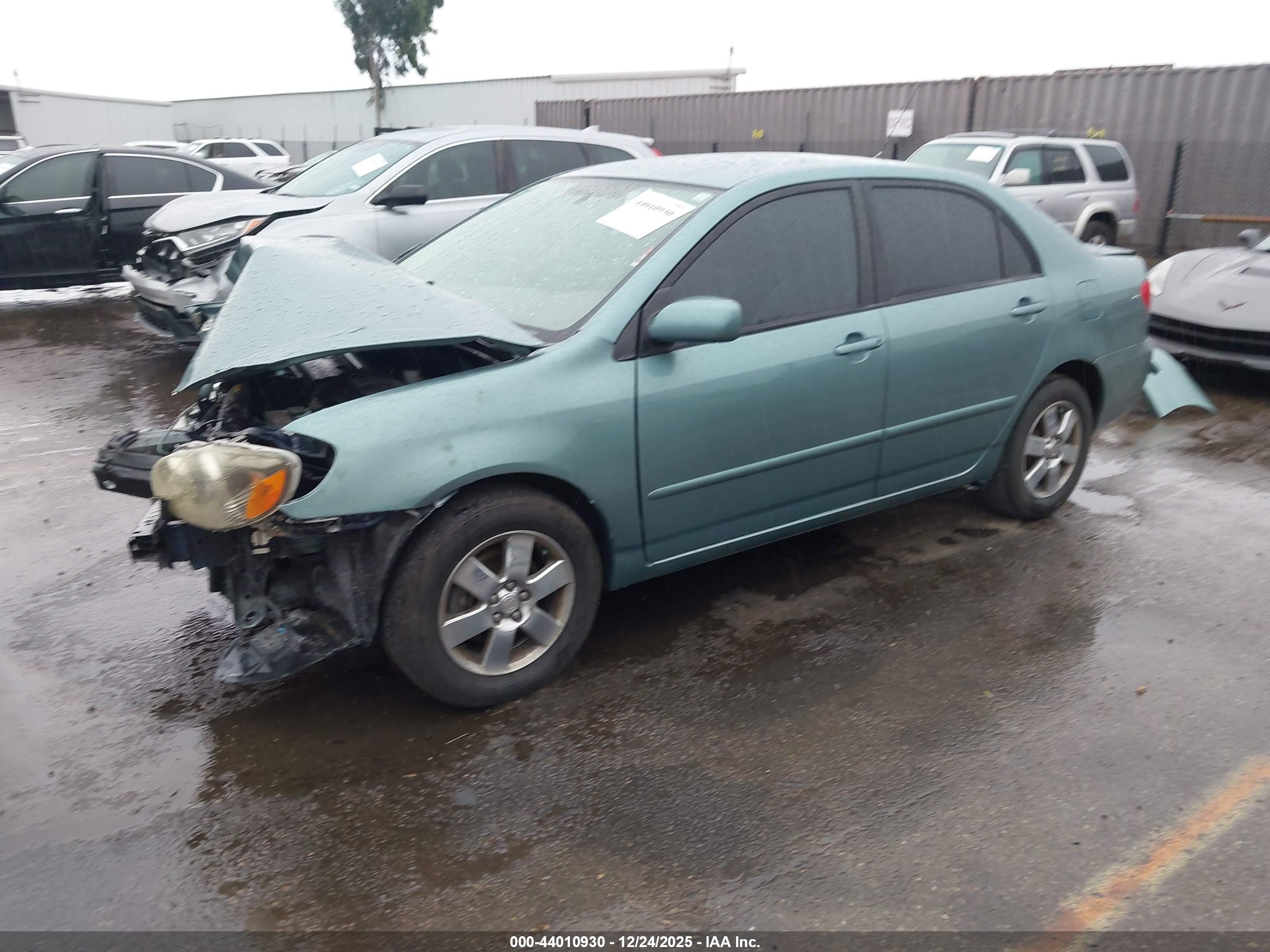 TOYOTA COROLLA image 2