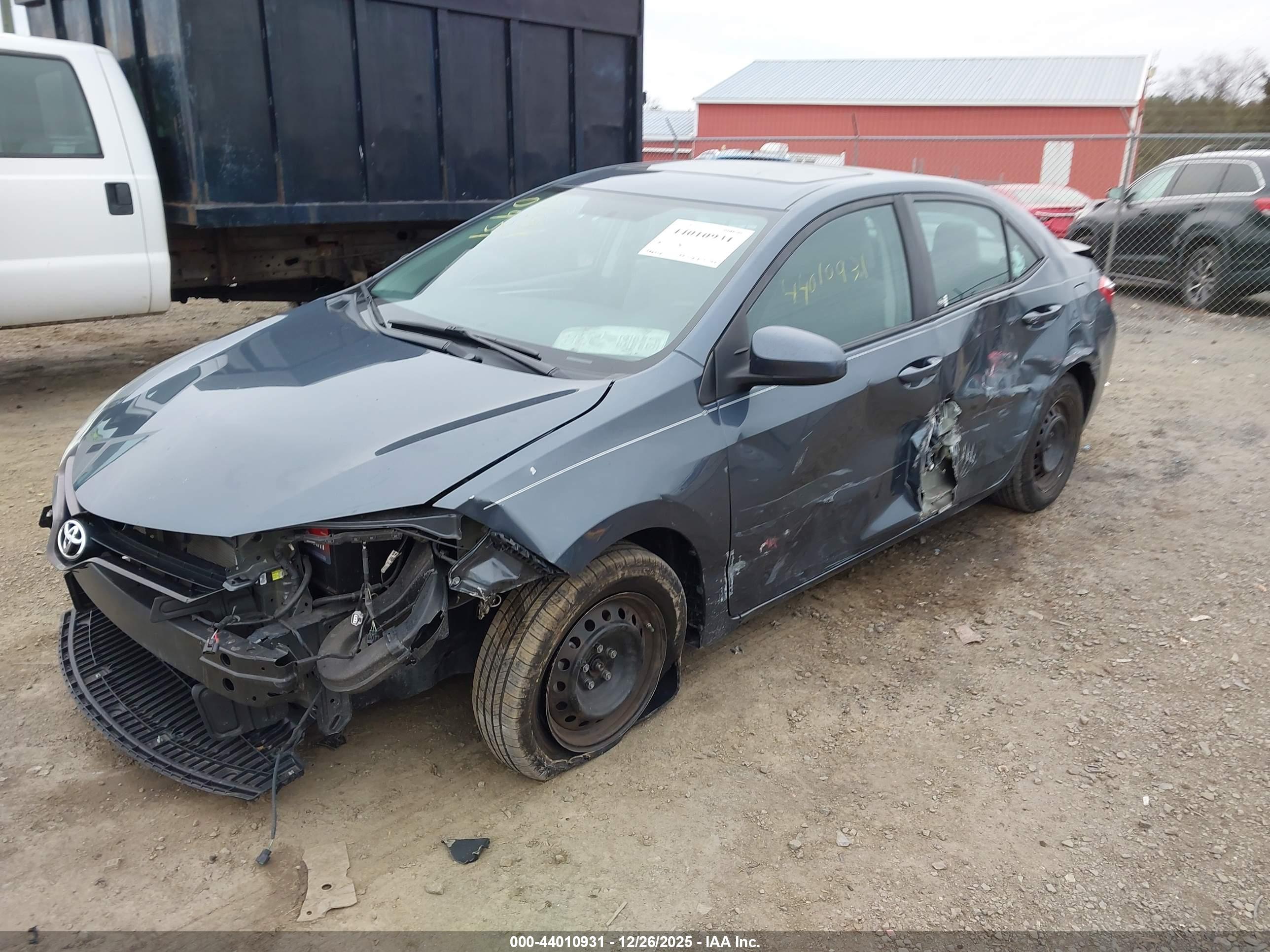 TOYOTA COROLLA image 2