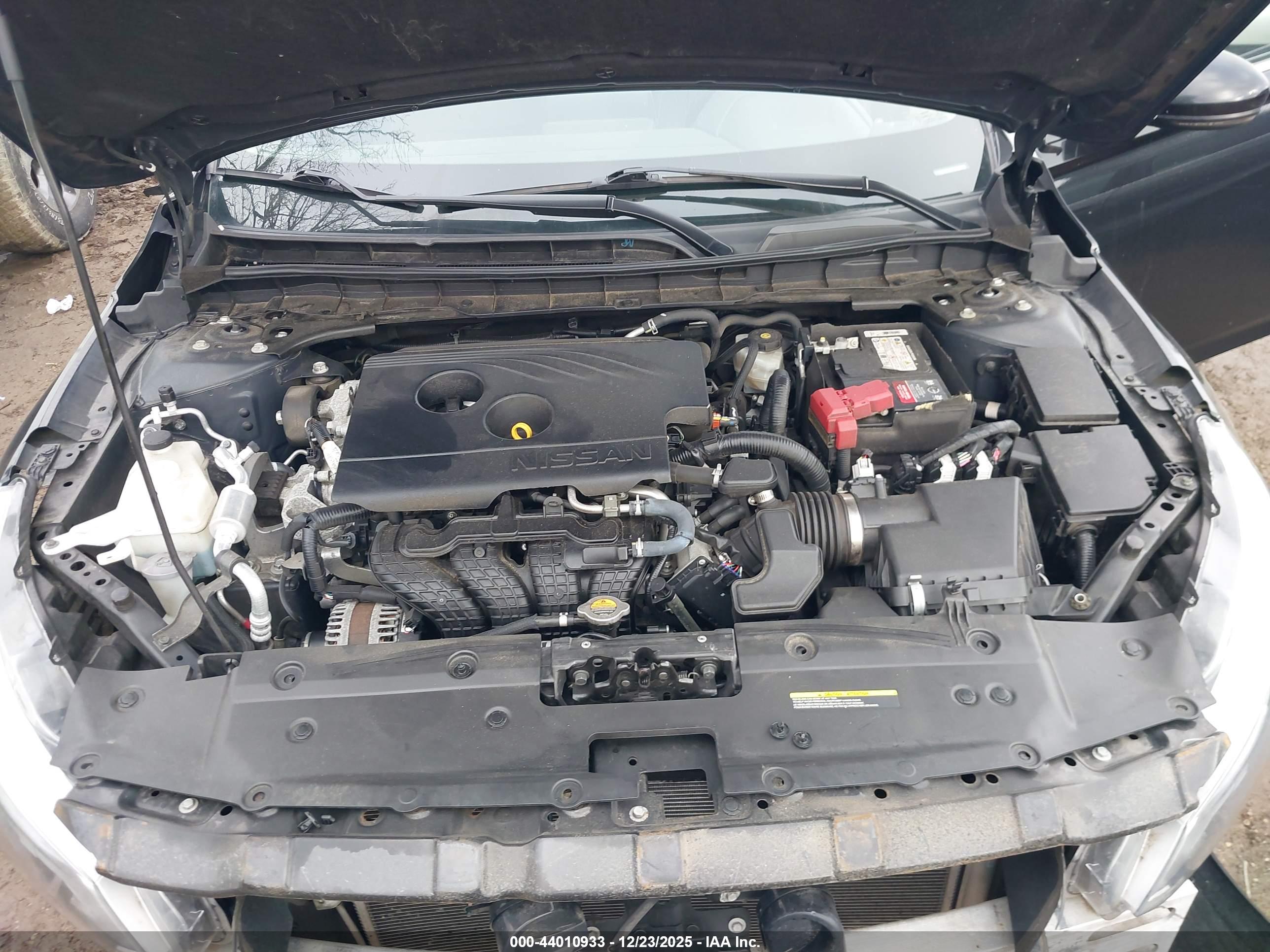 NISSAN ALTIMA image 10