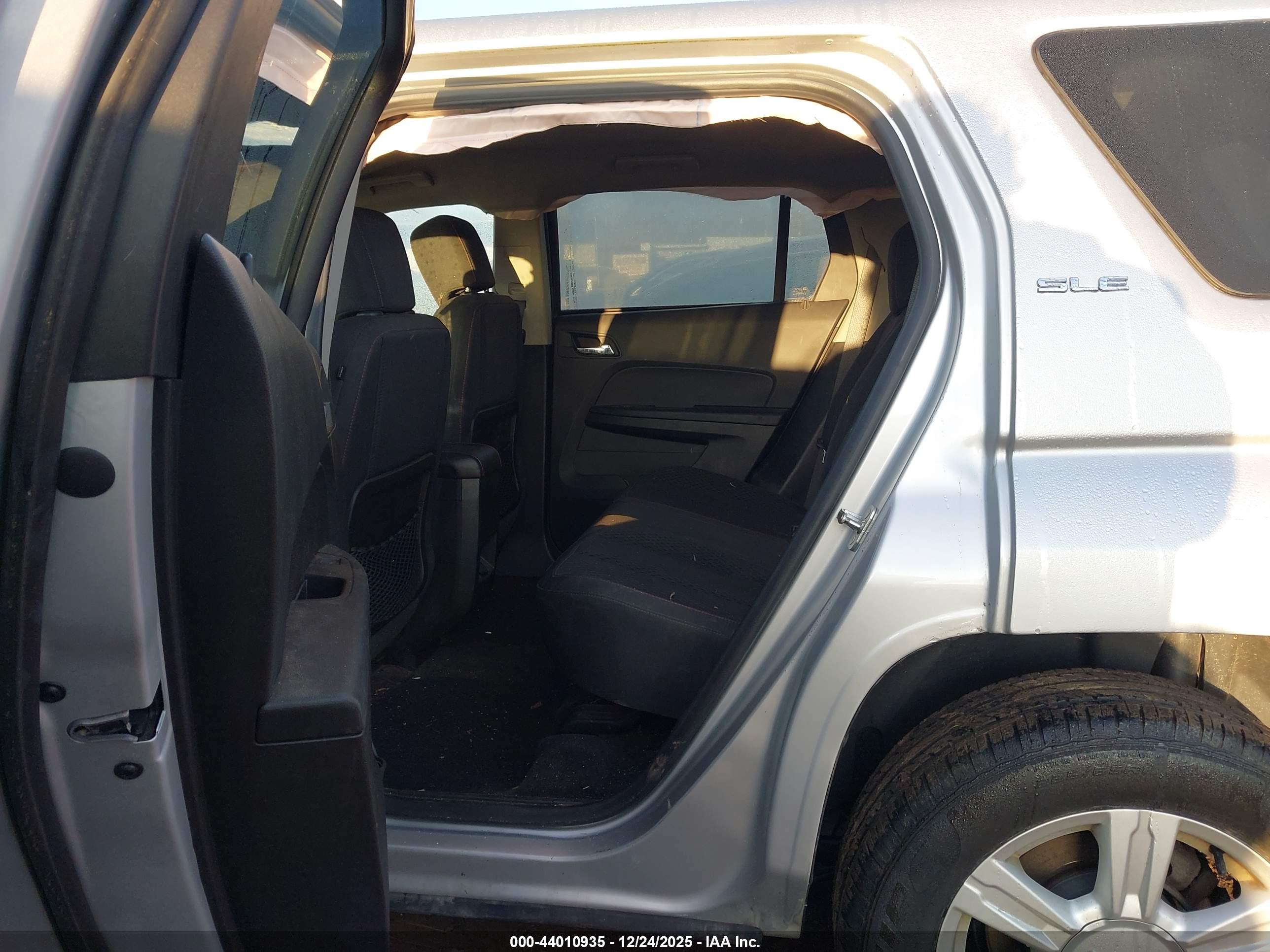 GMC TERRAIN image 8