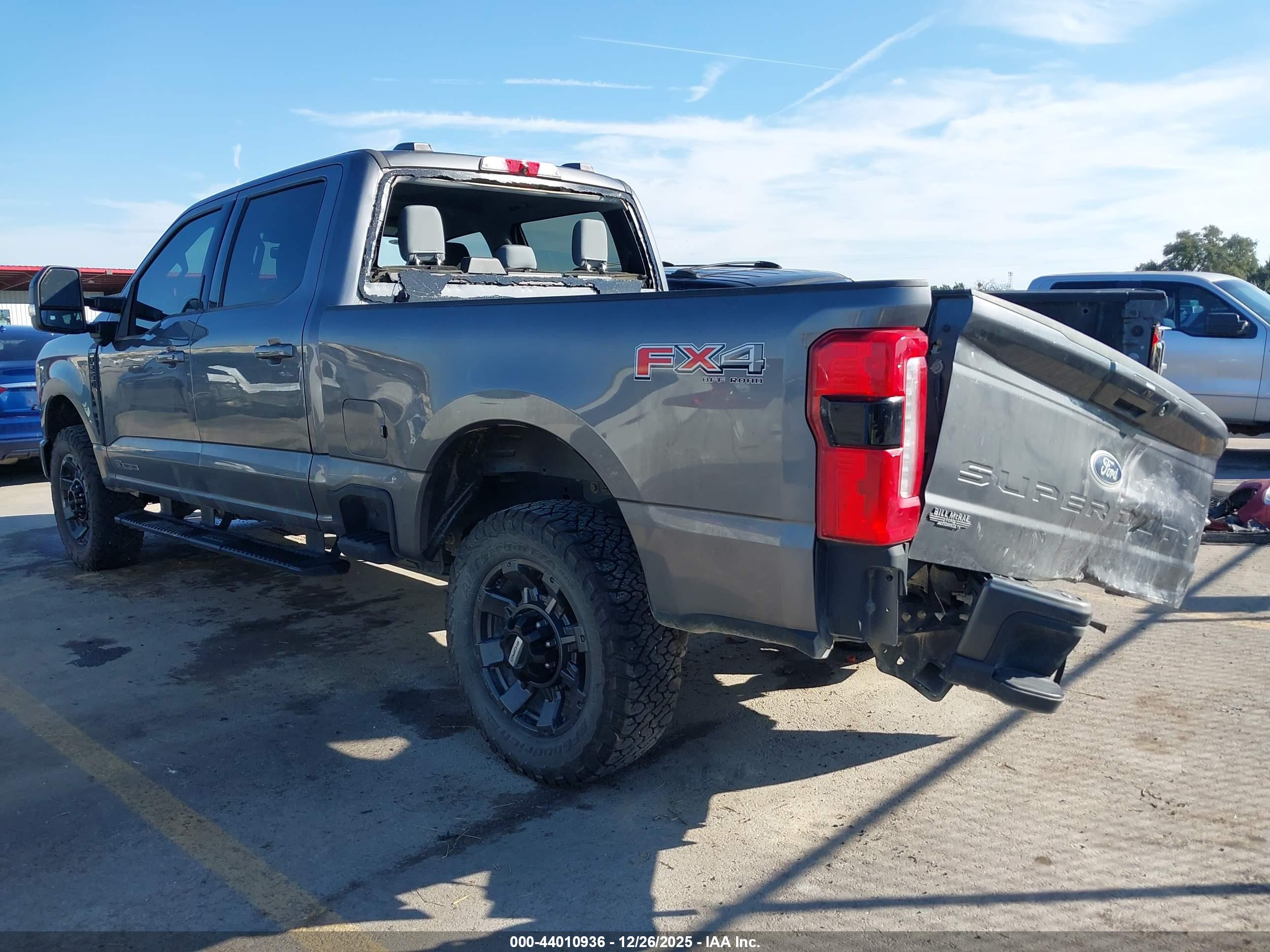 FORD F-250 image 3