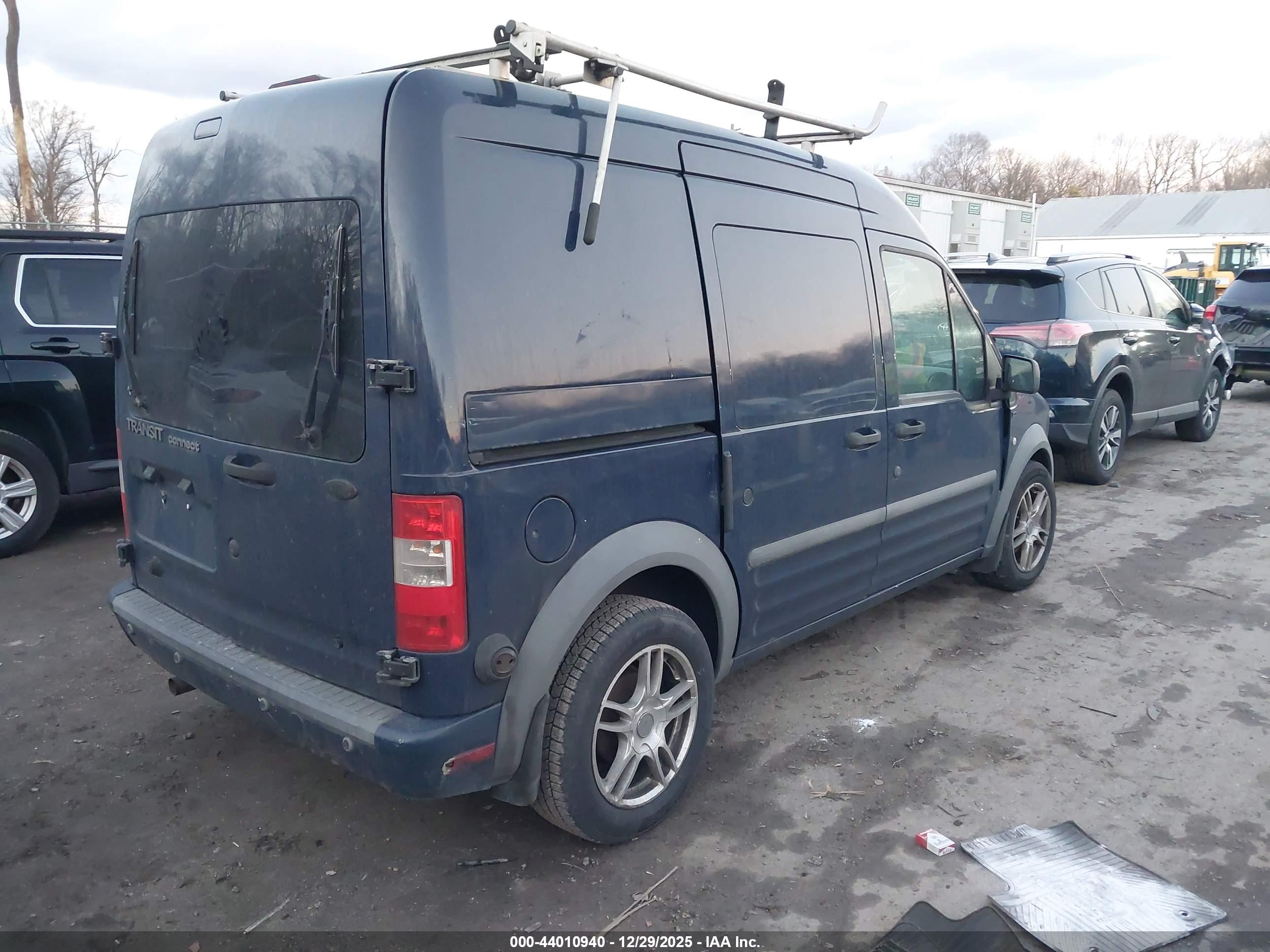FORD TRANSIT image 4