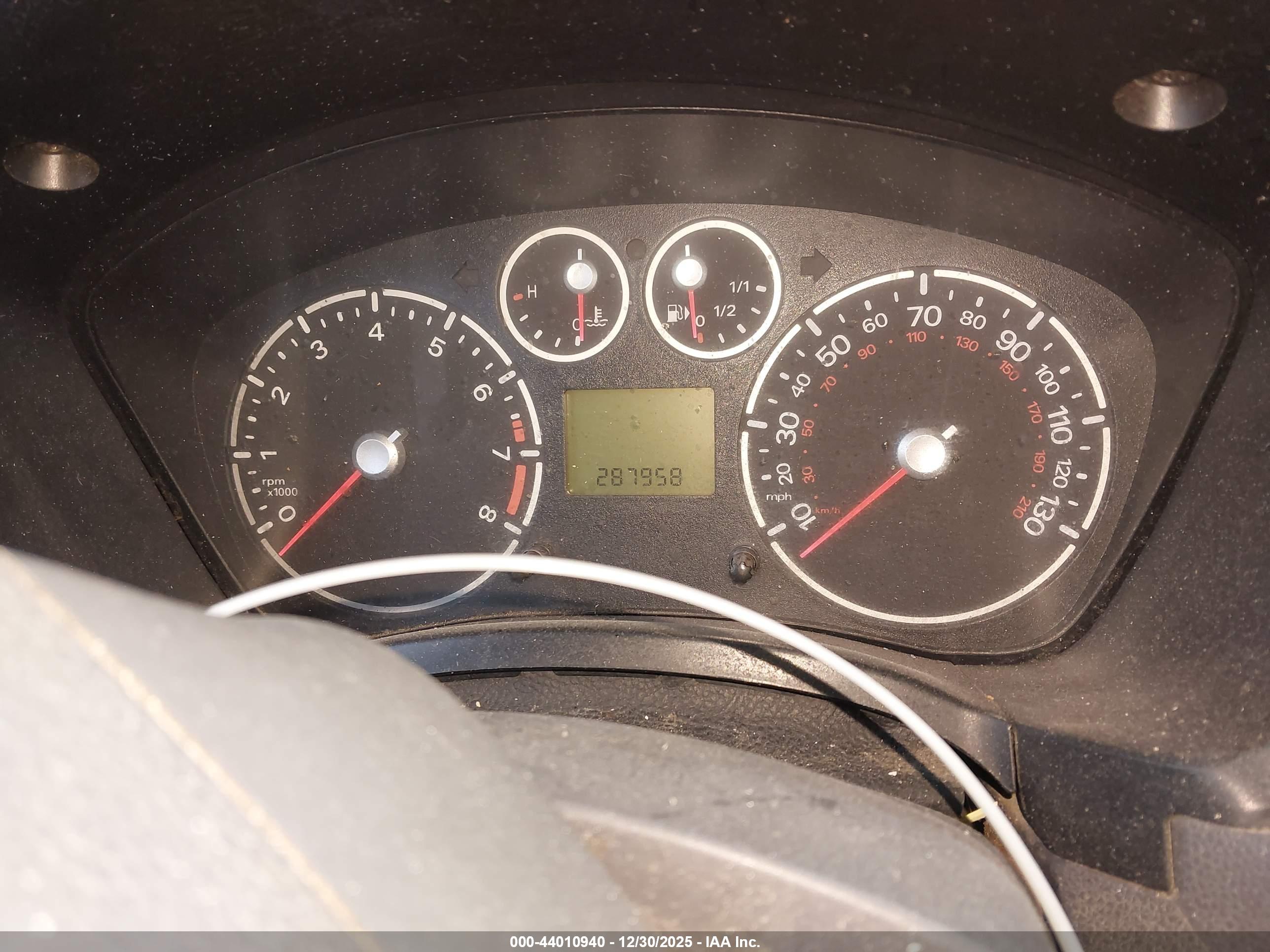 FORD TRANSIT image 7