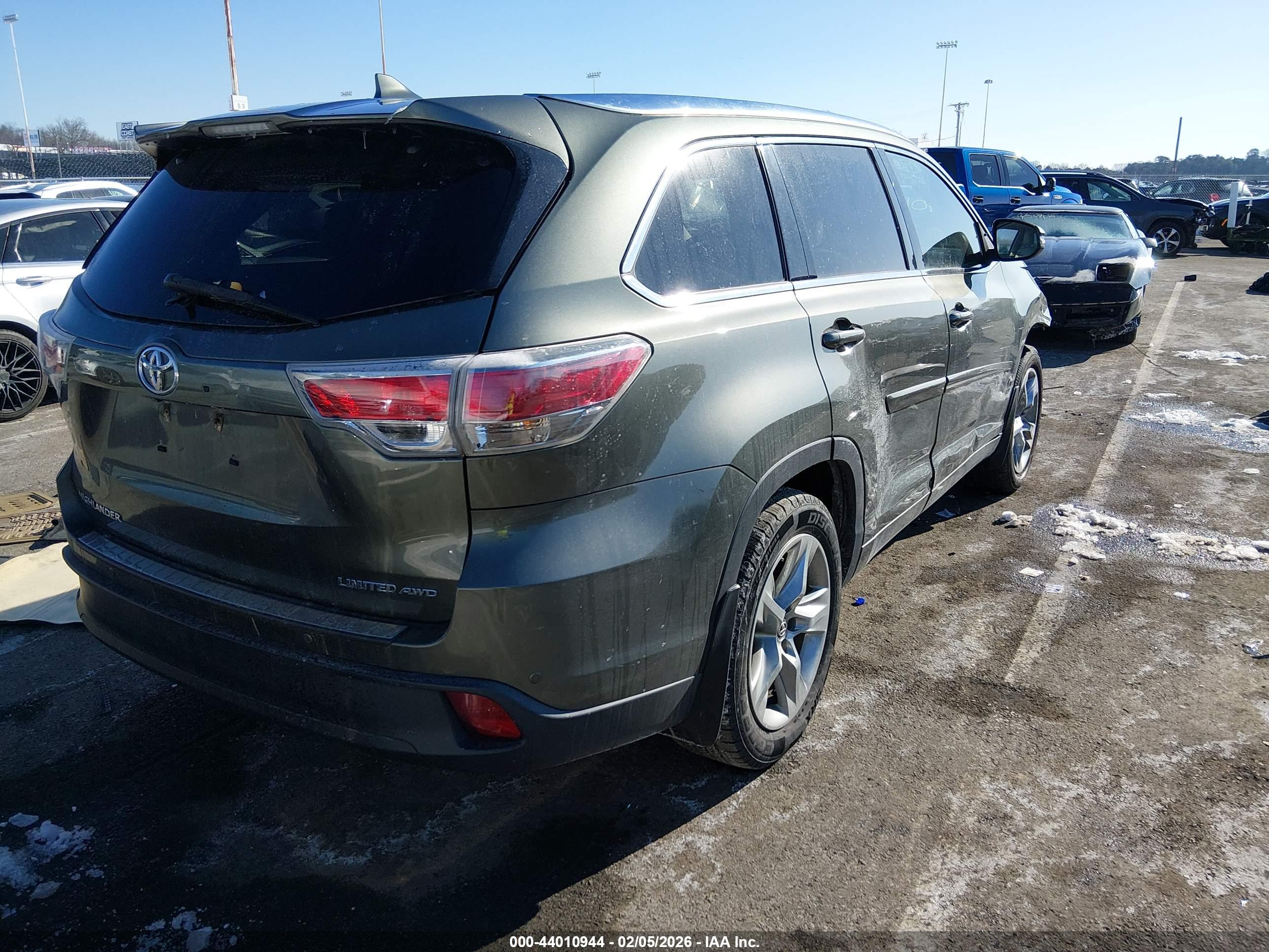 TOYOTA HIGHLANDER image 4