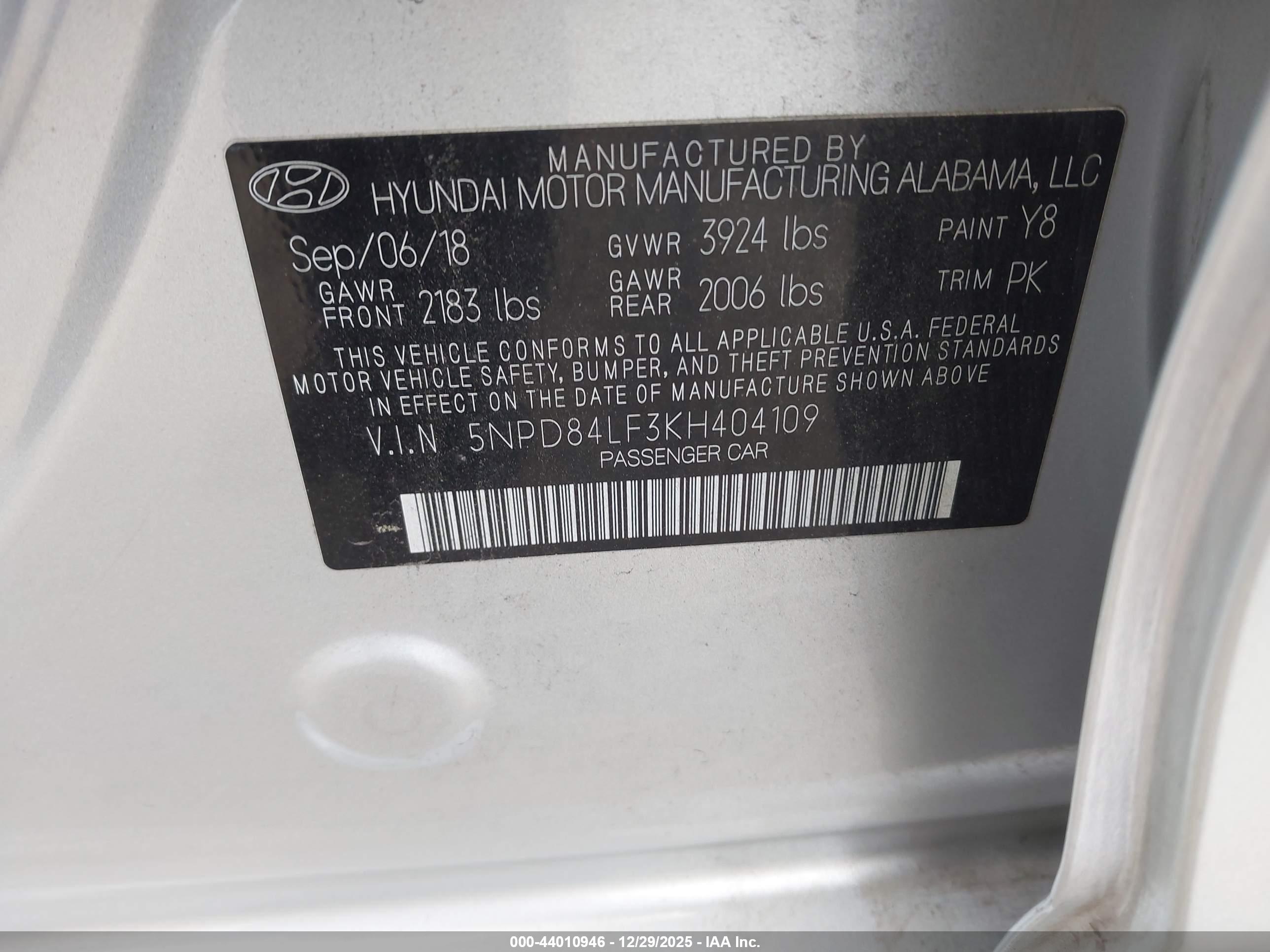 HYUNDAI ELANTRA image 9