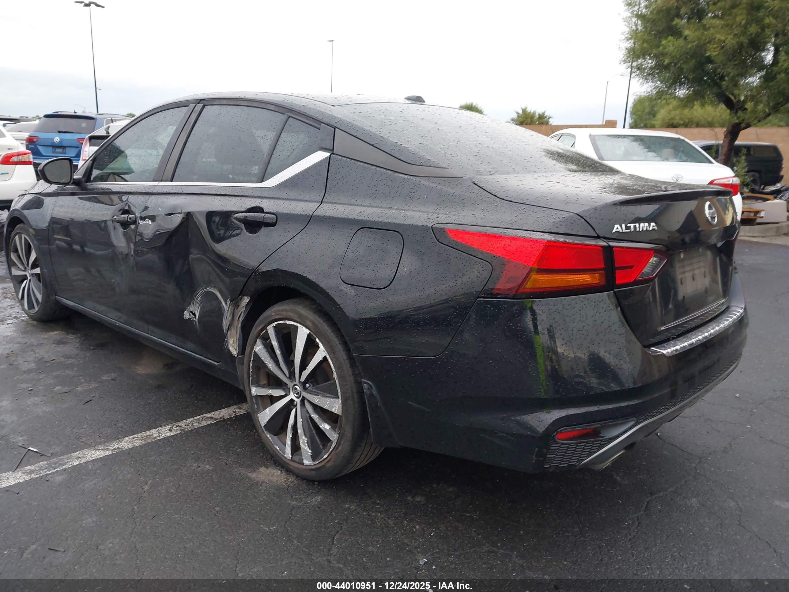 NISSAN ALTIMA image 3
